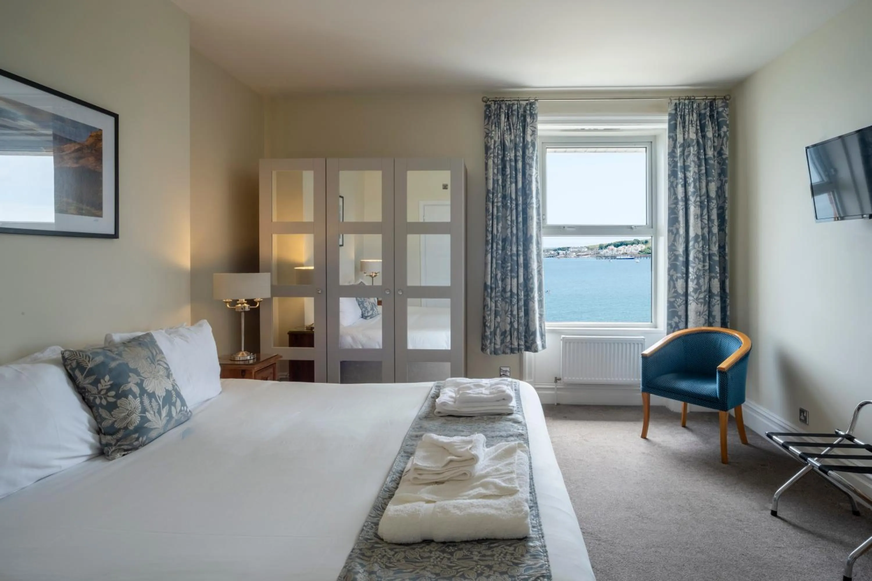 Bed in Grand Hotel Swanage