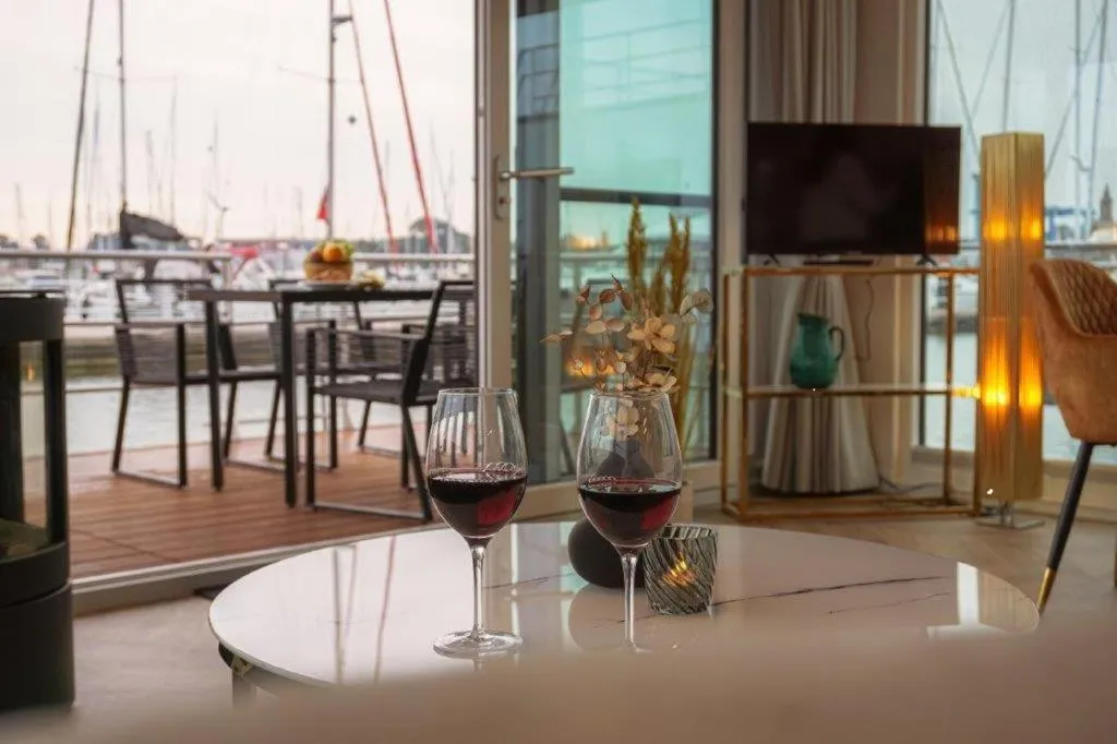 Dining area in Schwimmende Häuser im BALTIC SEA RESORT