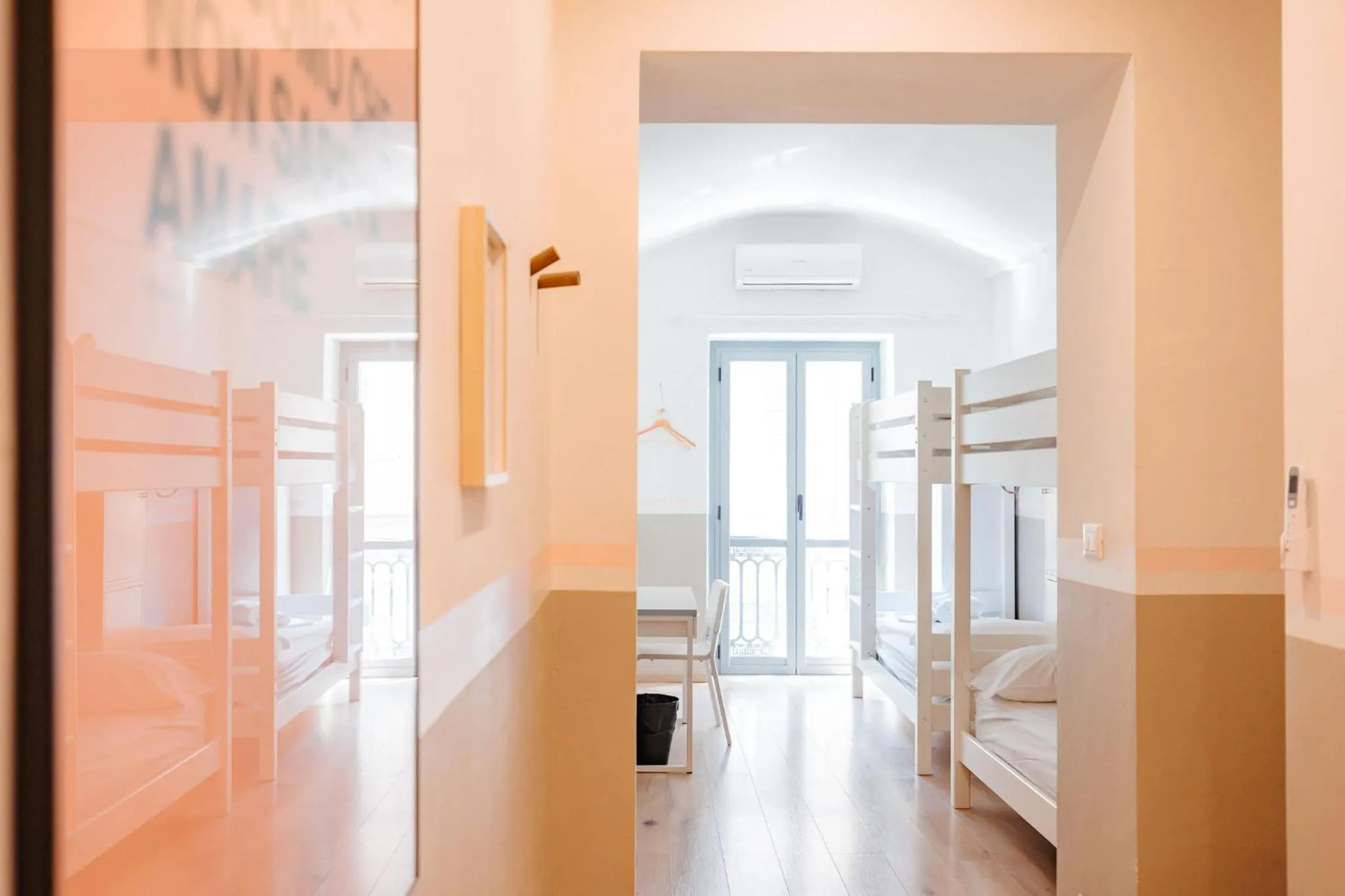 Bedroom, Bed in Tomato Urban Retreat