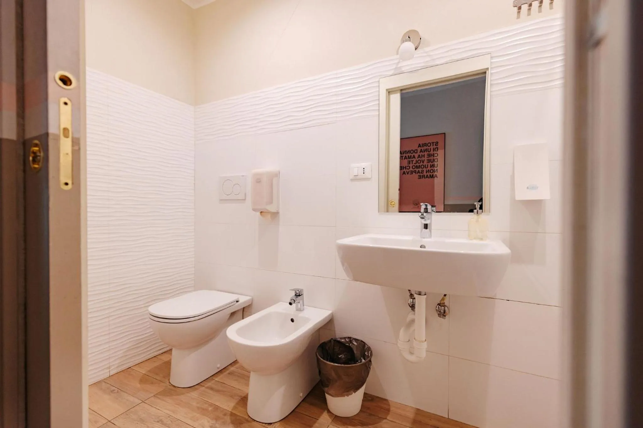 Bathroom in Tomato Urban Retreat