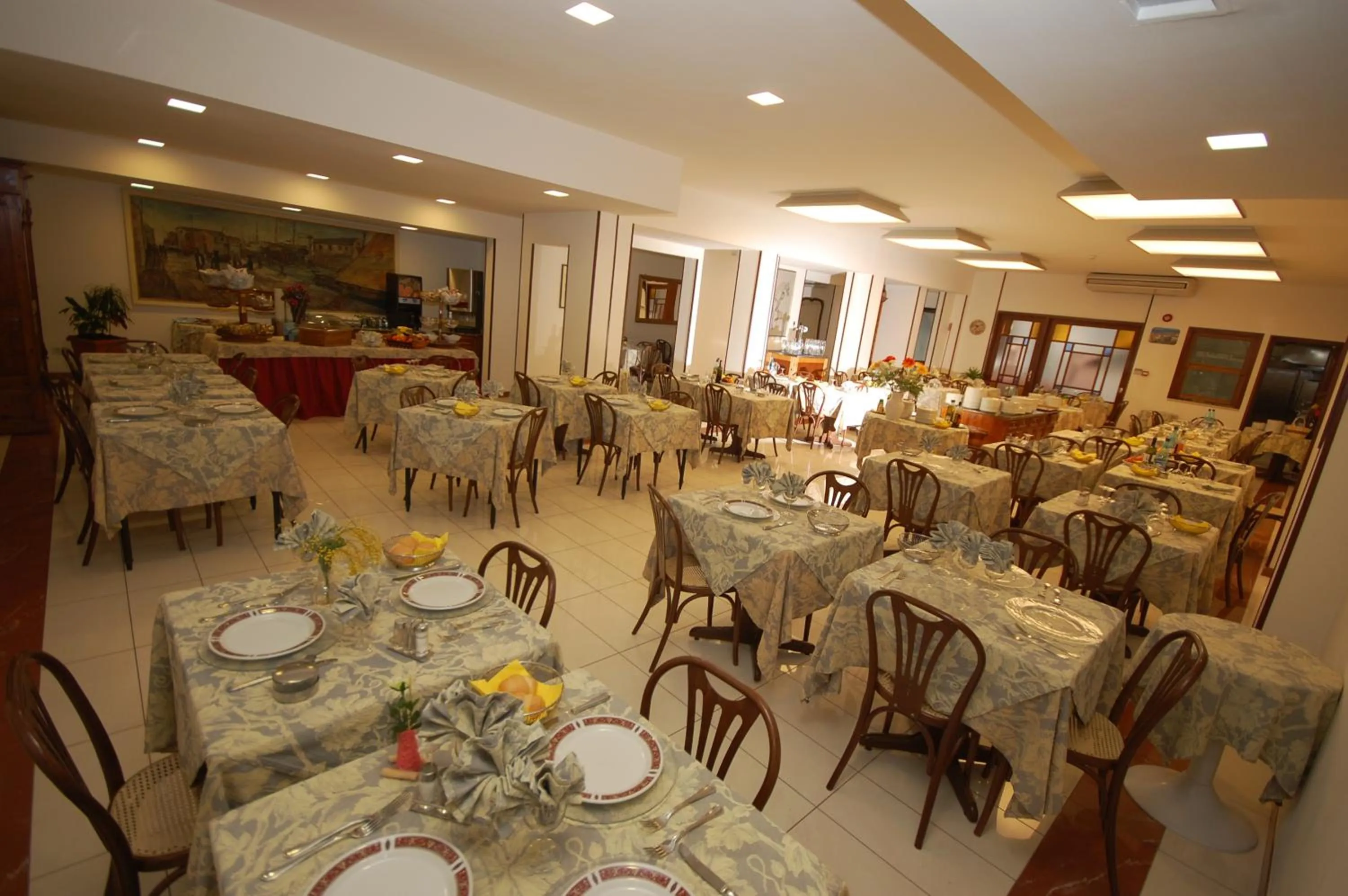 Restaurant/places to eat in Hotel Bella Riviera Lungomare
