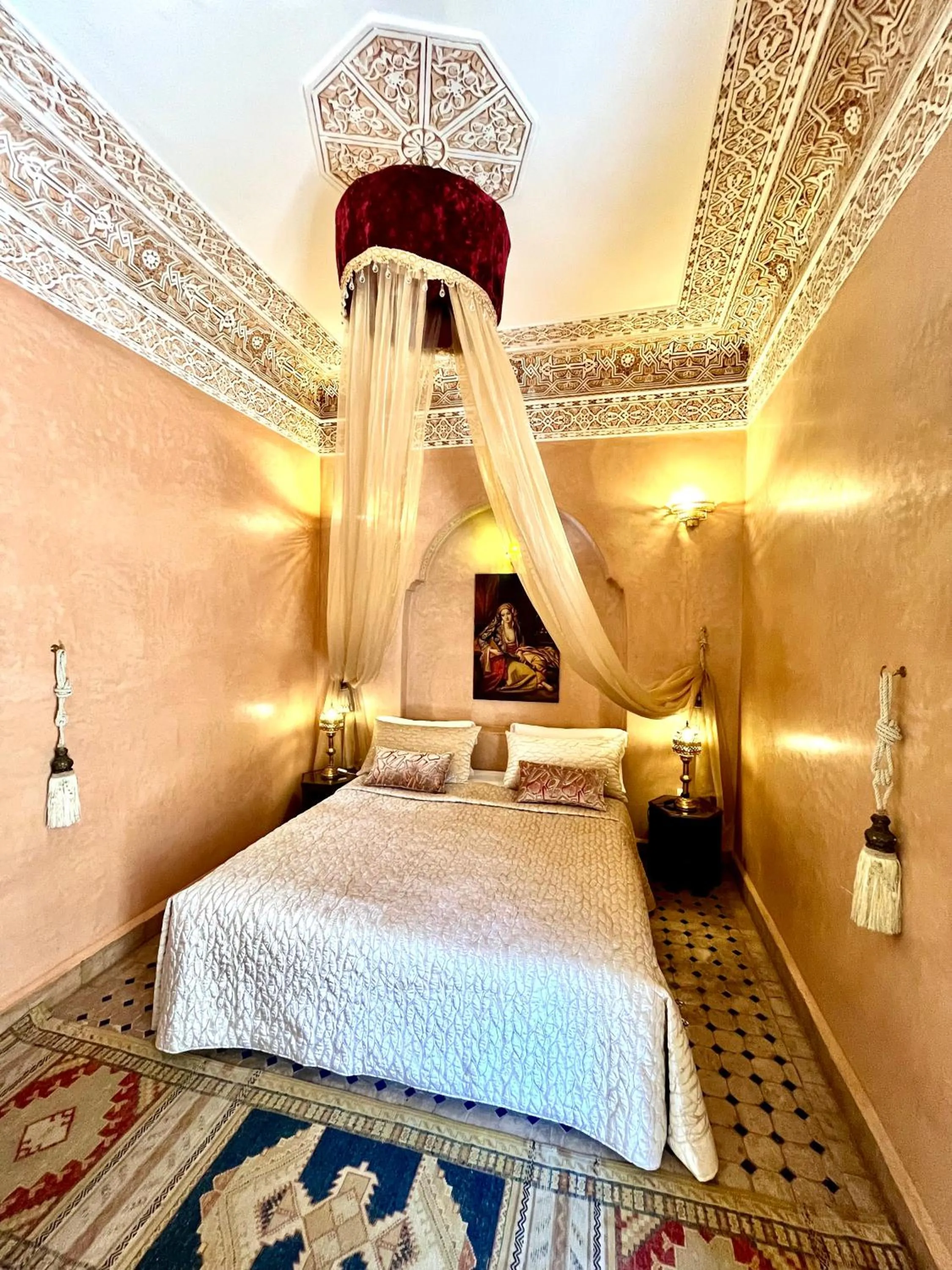Bed in Riad Fatinat Marrakech