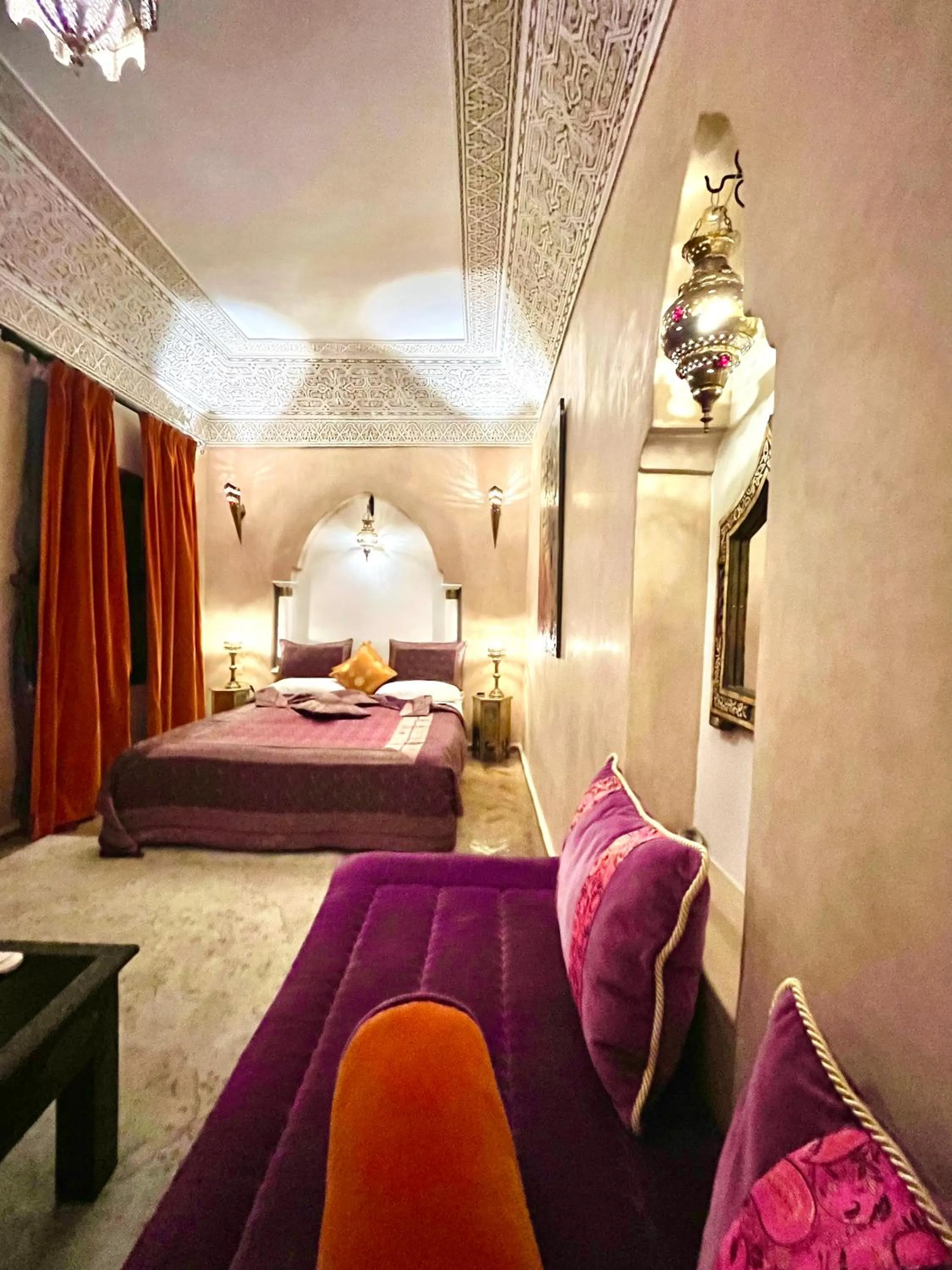 Bed in Riad Fatinat Marrakech