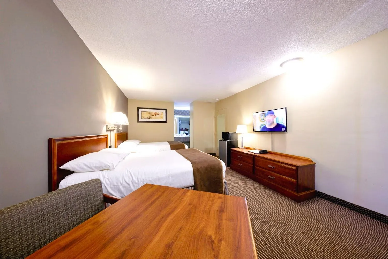 Bedroom, Bed in Regency Inn of Eddyville Kuttawa