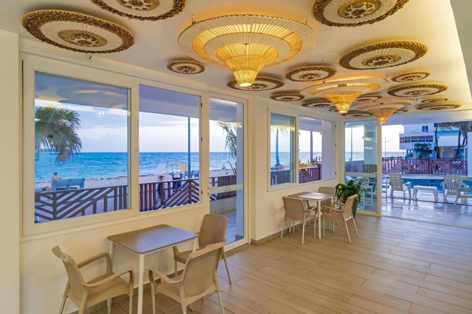 Restaurant/places to eat in Hotel Bahia Sardina