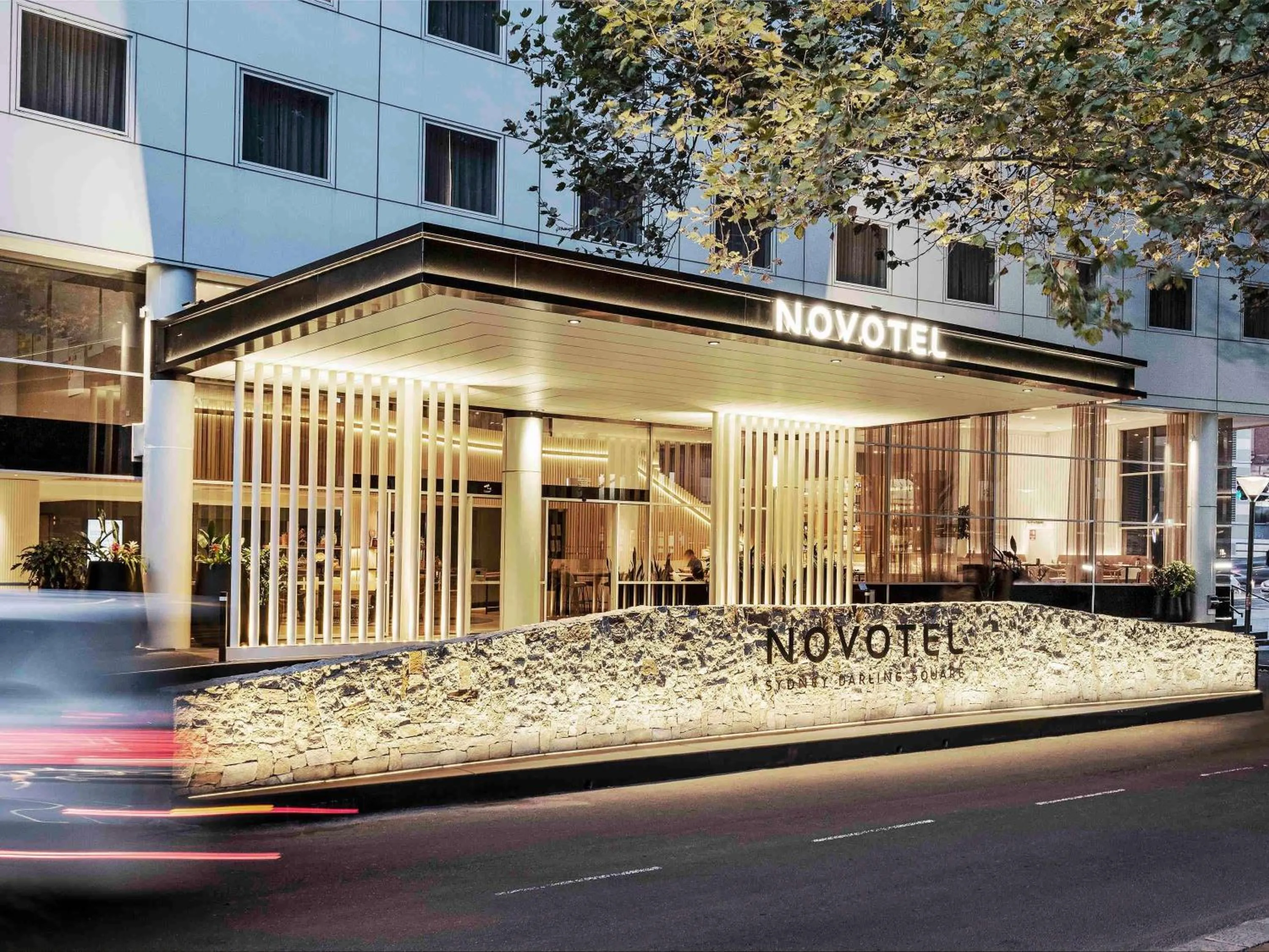 Property building in Novotel Sydney Darling Square