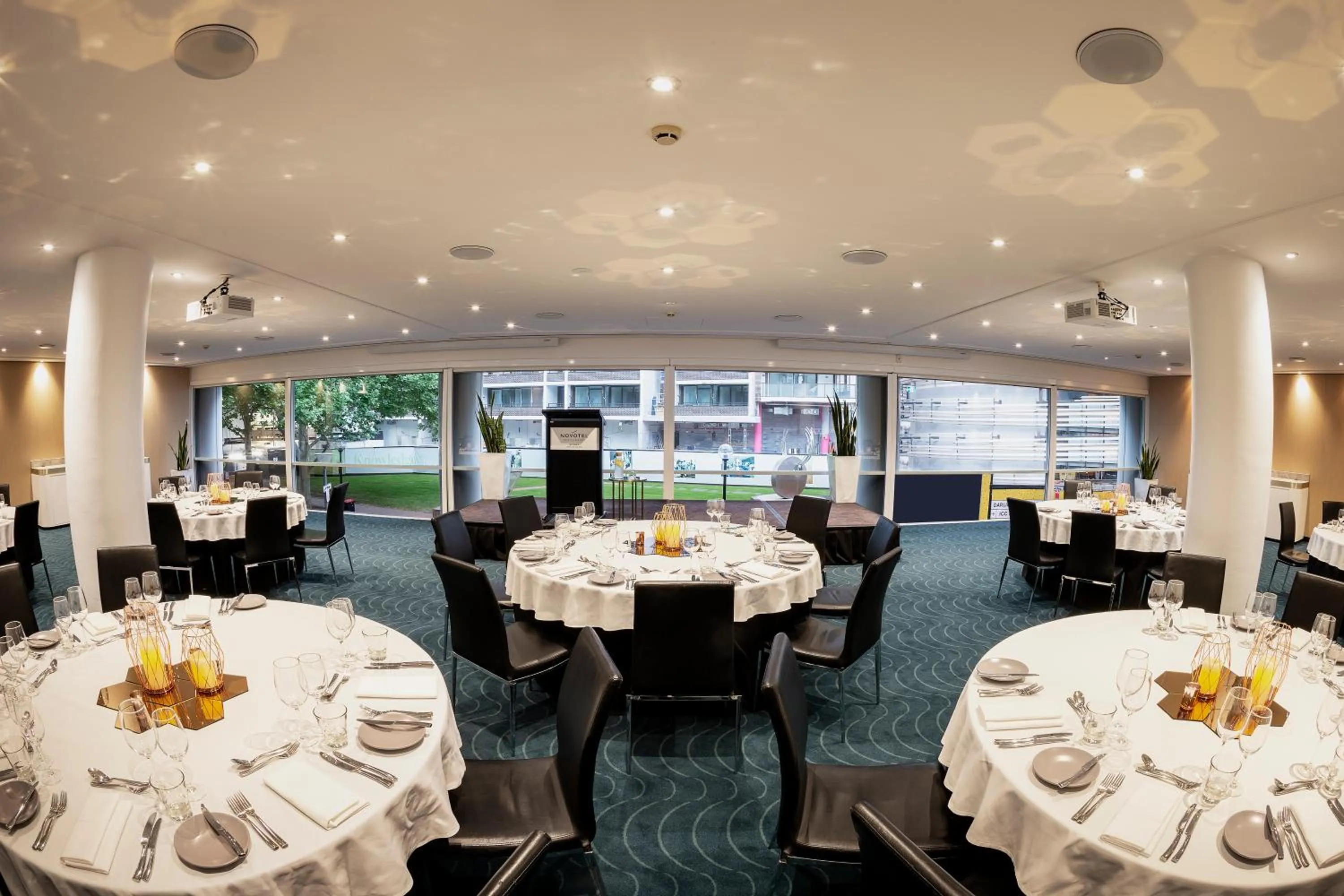 Banquet/Function facilities in Novotel Sydney Darling Square
