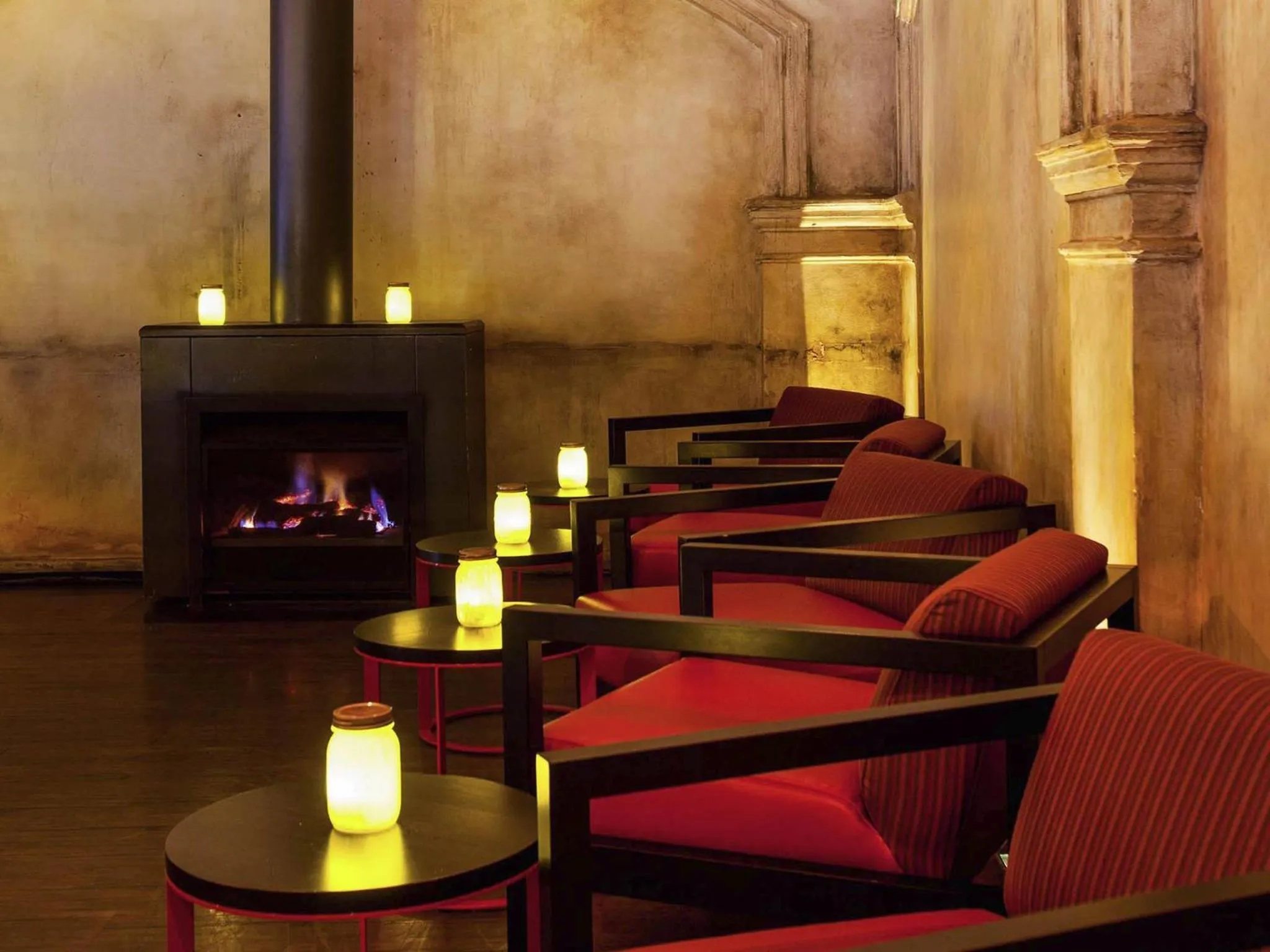 Lounge or bar in Novotel Sydney Darling Square