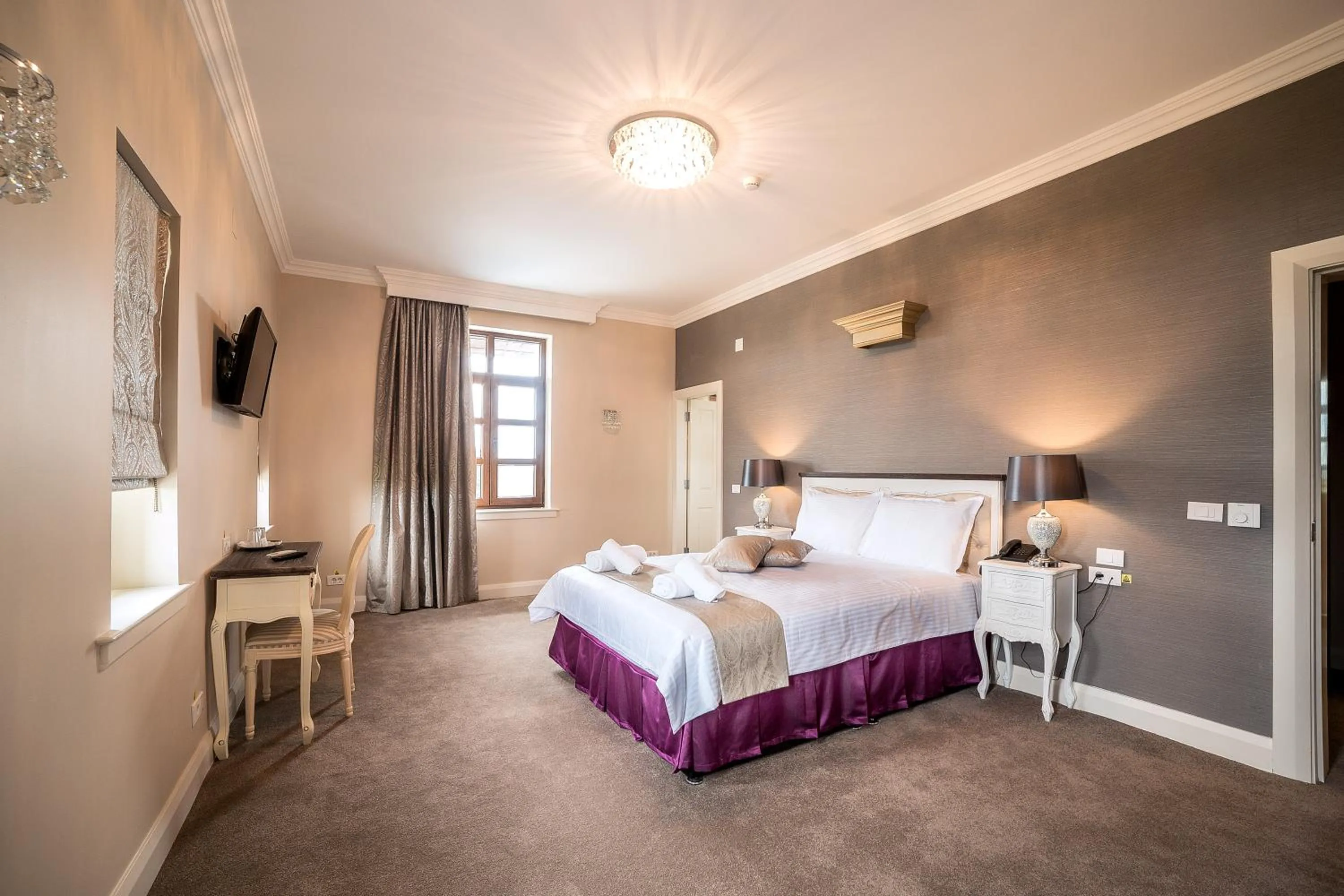 Bed in The Frontier Hotel