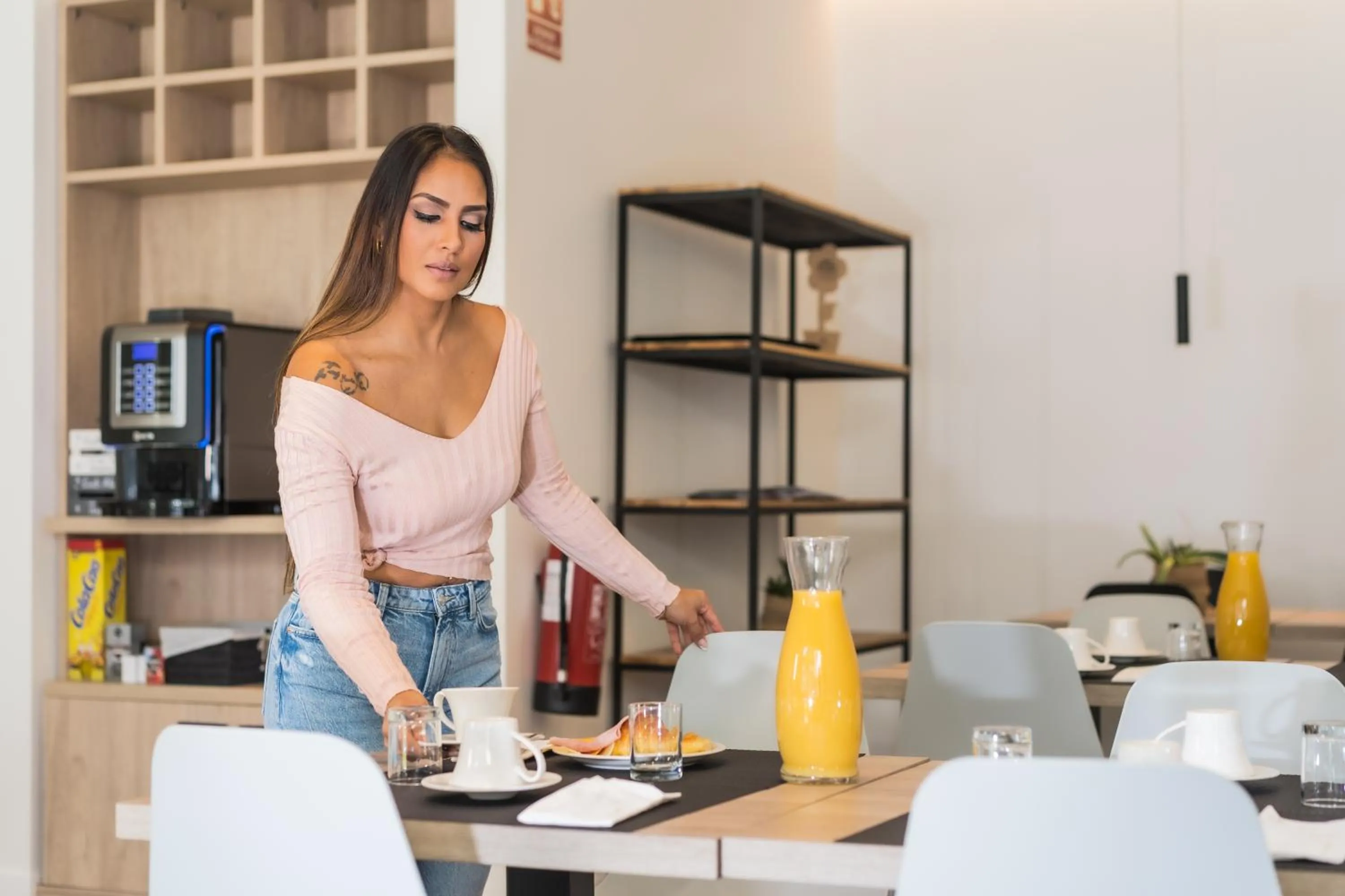 Hotel Distrito Oeste