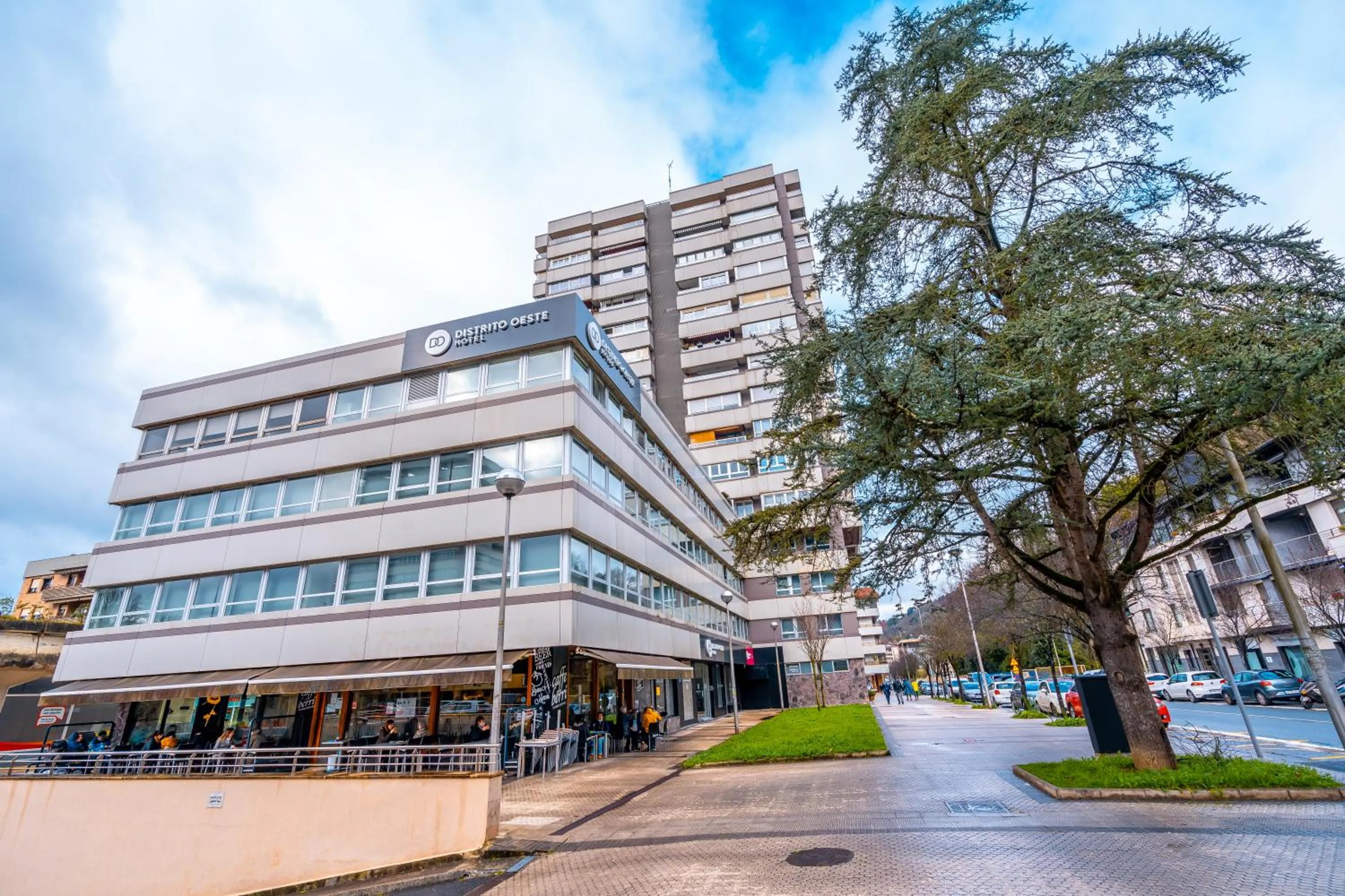 Hotel Distrito Oeste