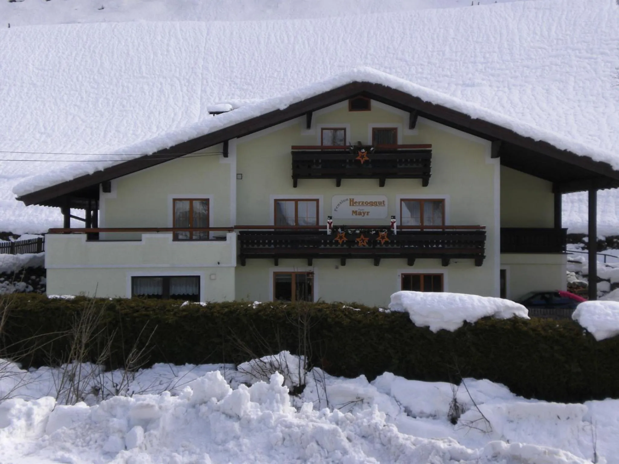 Facade/entrance in Pension Herzoggut