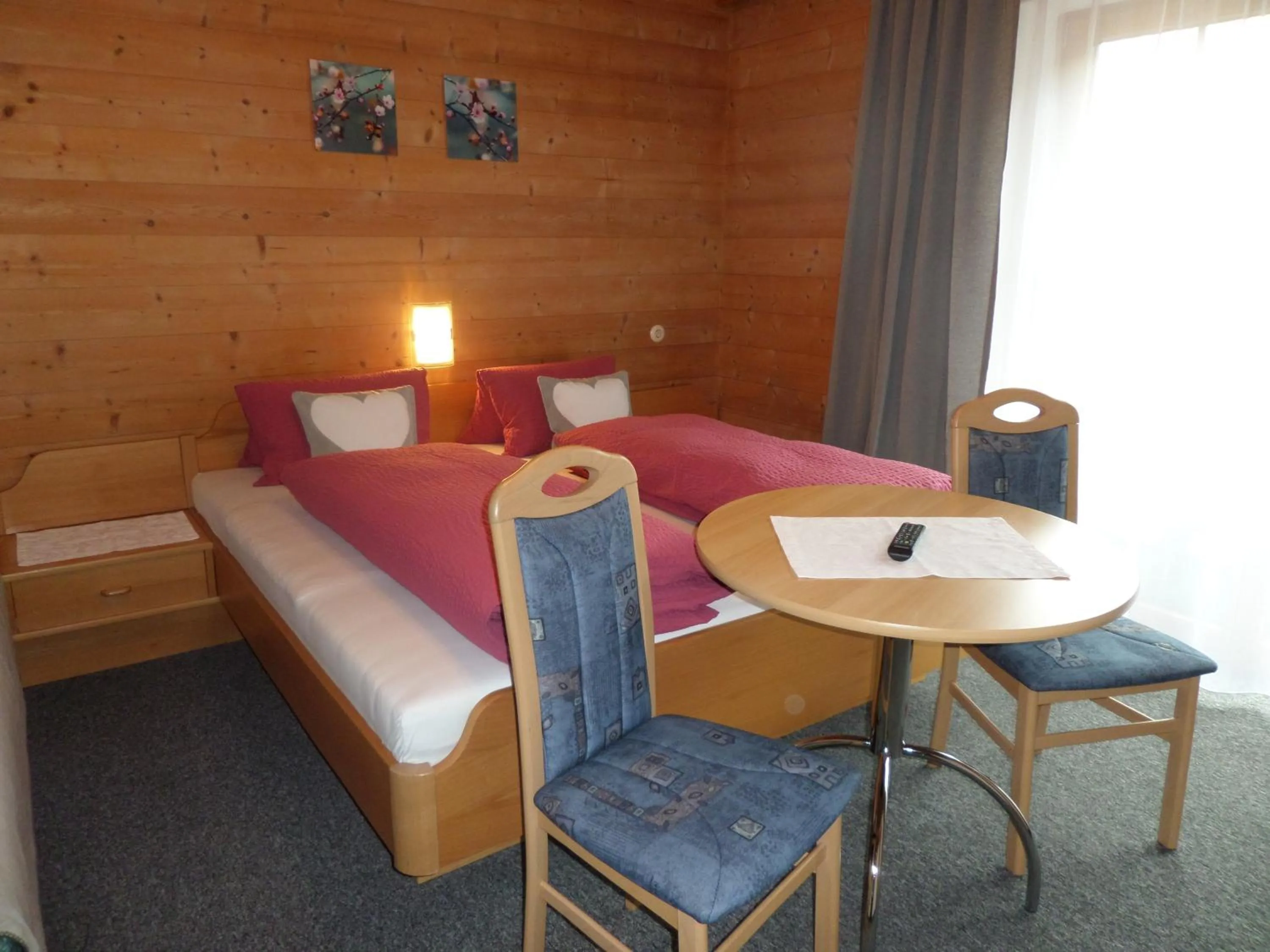 Bed in Pension Herzoggut