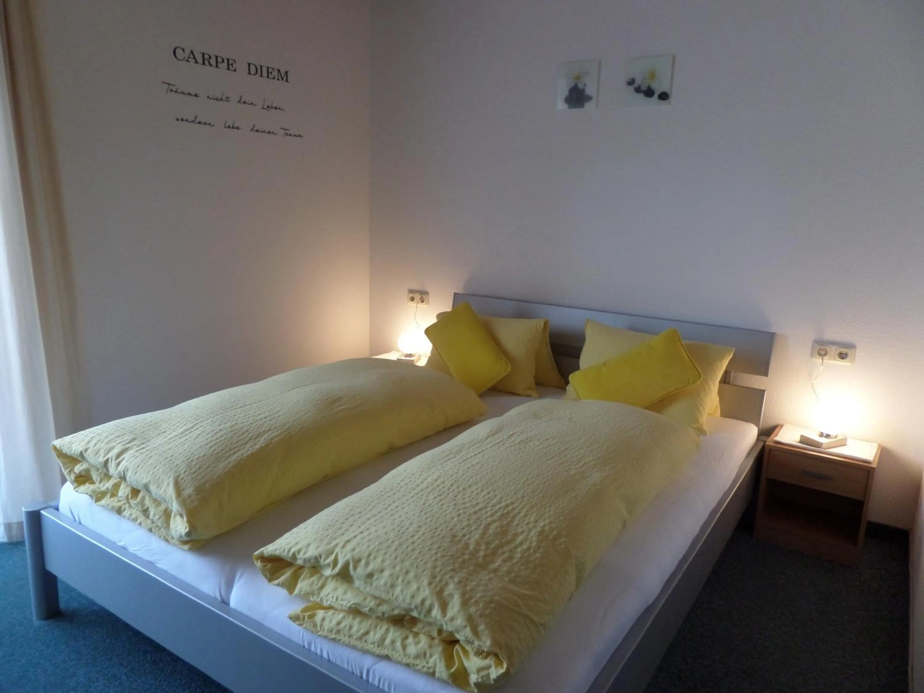 Bed in Pension Herzoggut