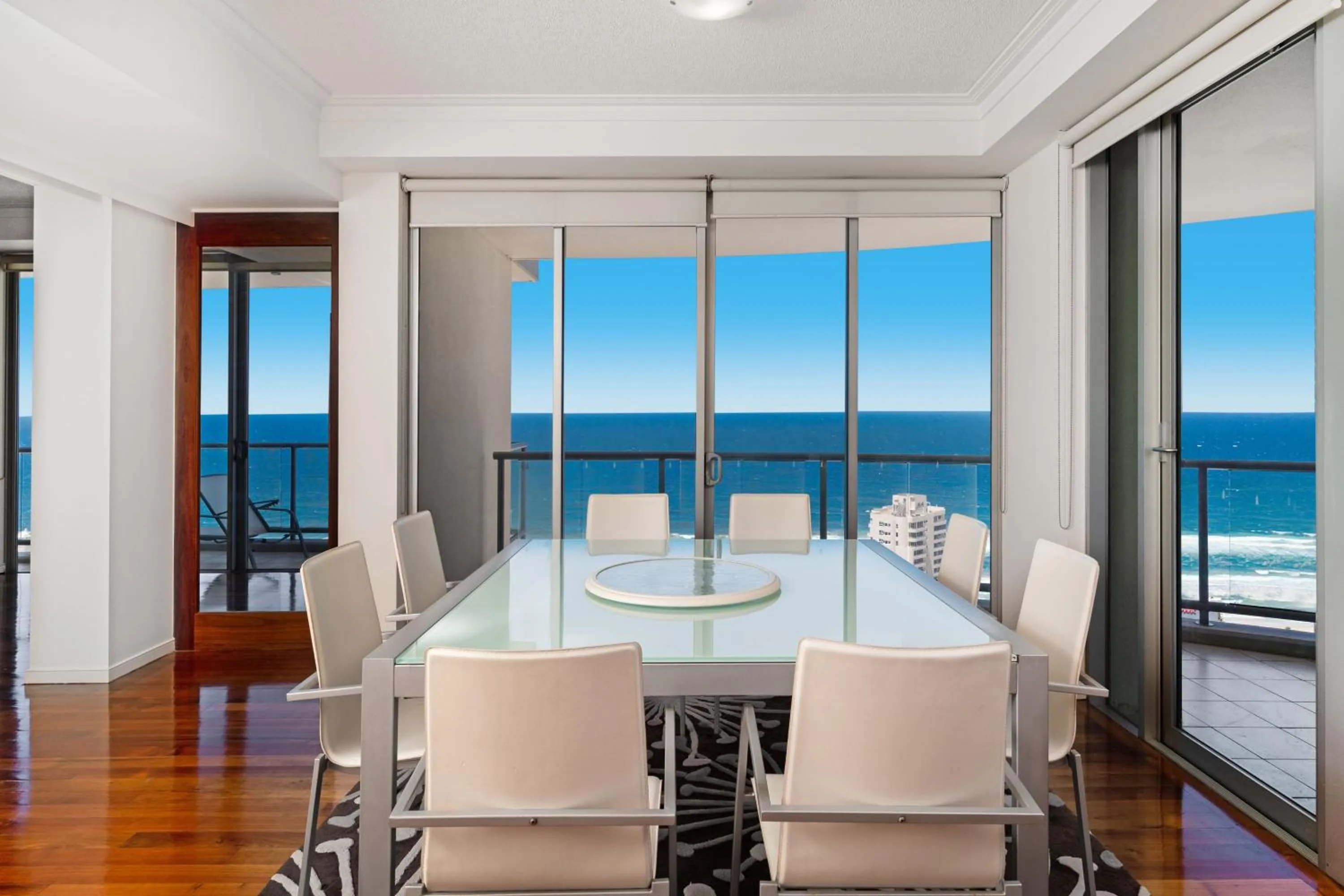 Dinner in Mantra Towers of Chevron