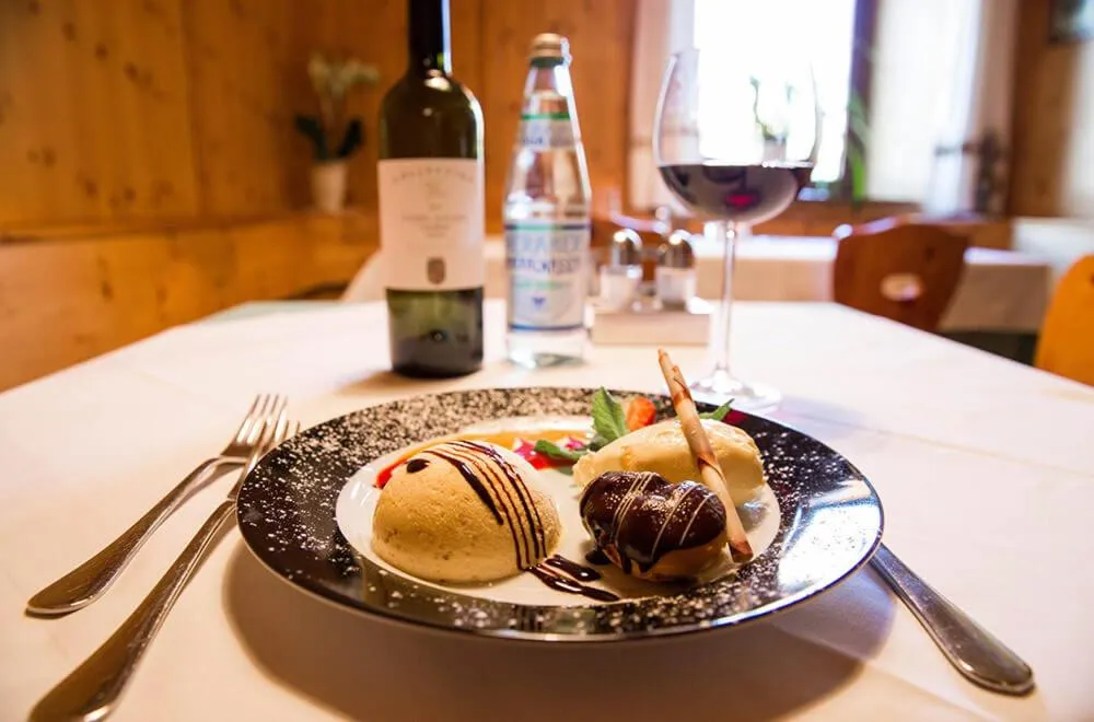 Dinner in Hotel Rose