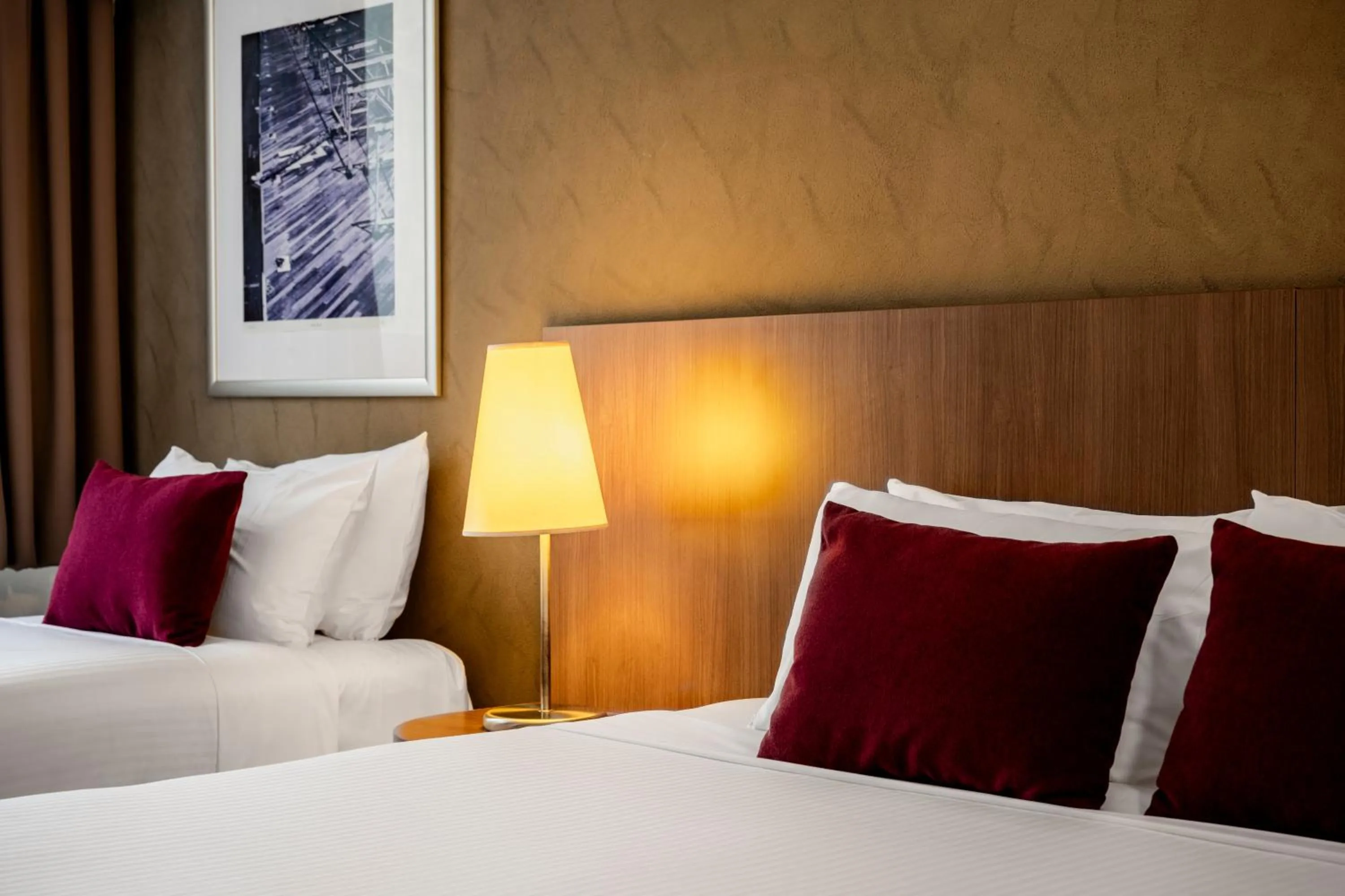 Bed in Hotel Urban St Leonards