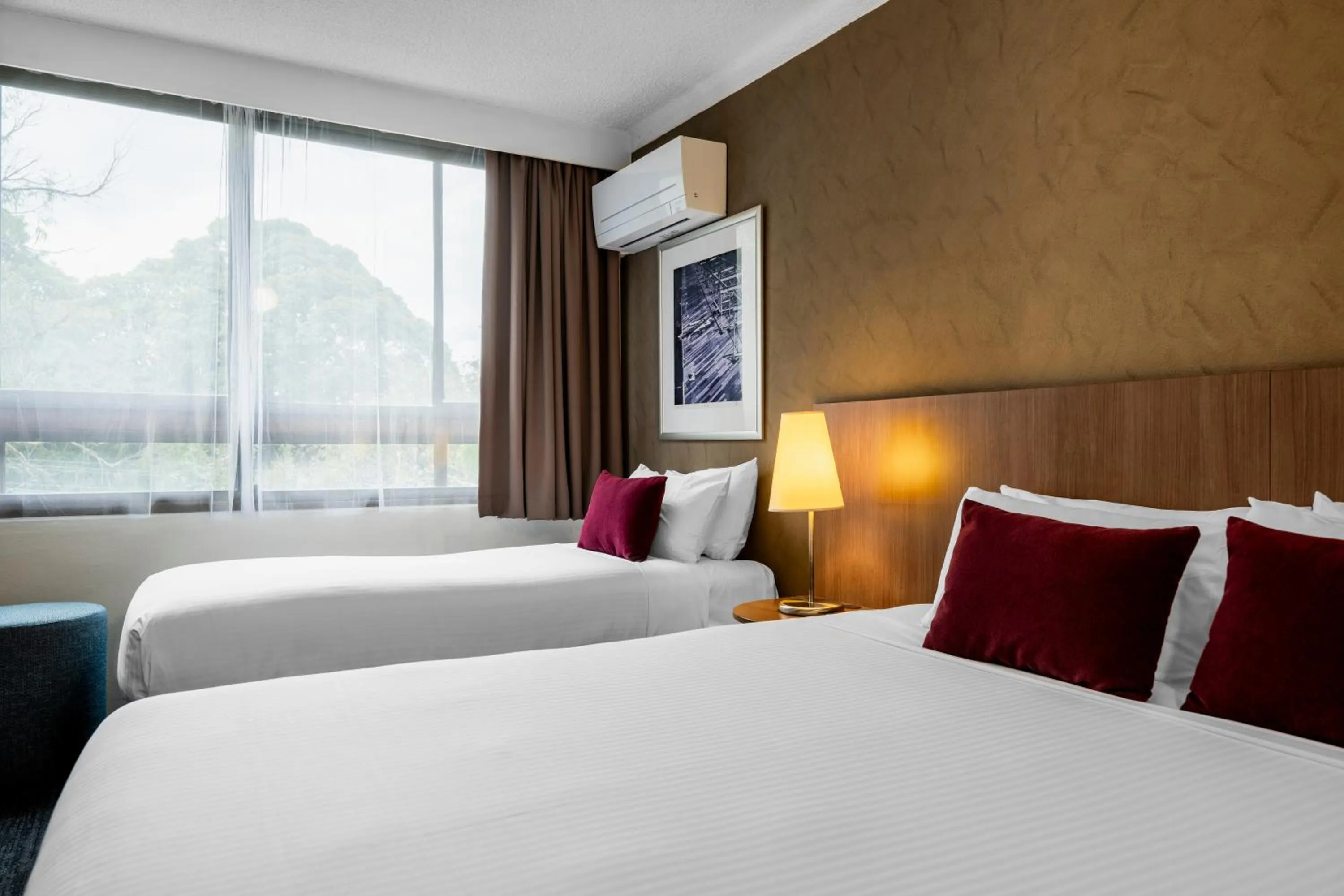 Bed in Hotel Urban St Leonards