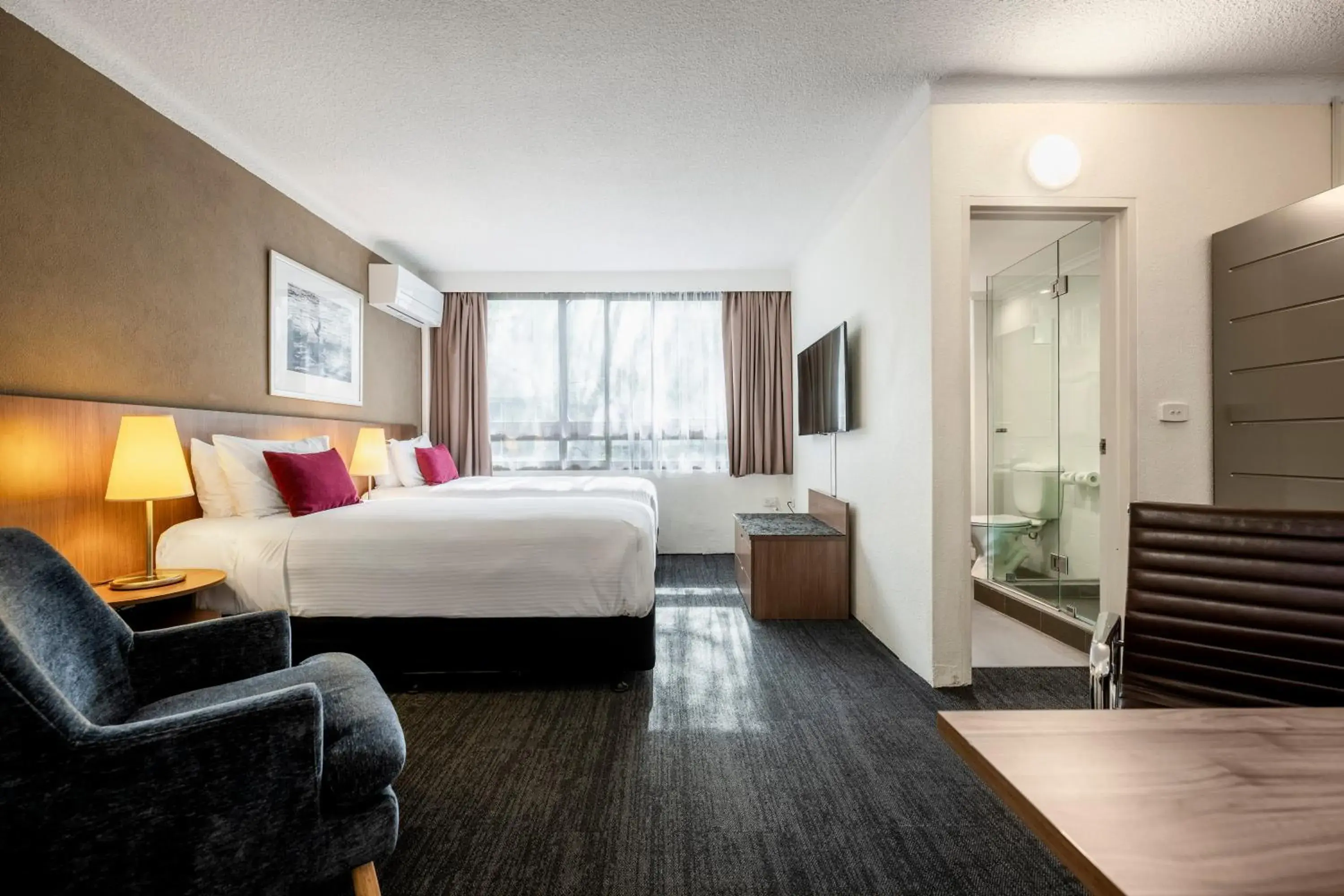 Urban Twin Room in Hotel Urban St Leonards Urban Twin Room in Hotel Urban St Leonards