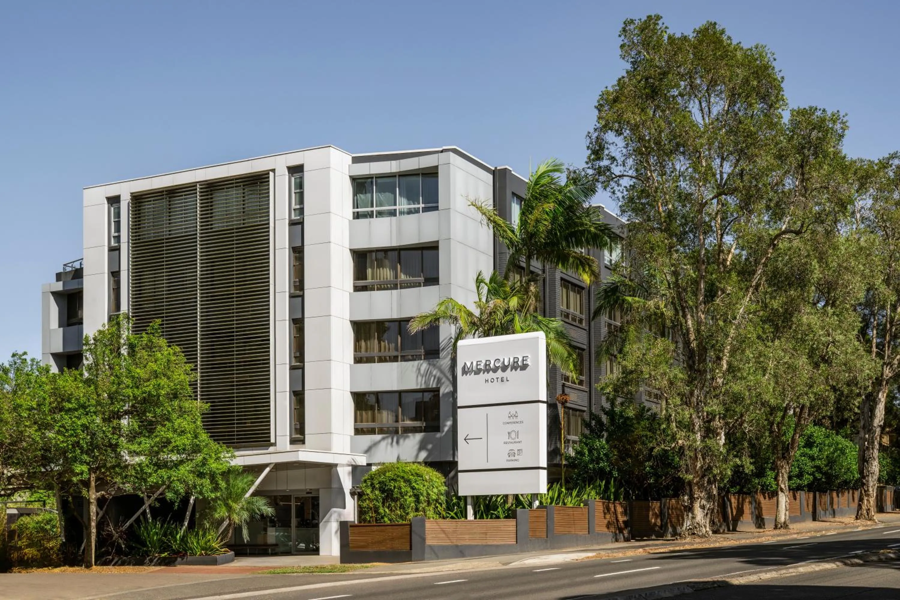 Property building in Mercure Sydney St Leonards
