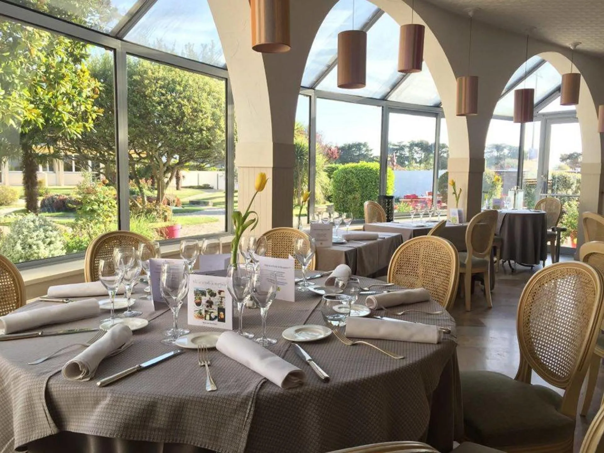 Restaurant/places to eat in Hôtel de la Pointe de Mousterlin