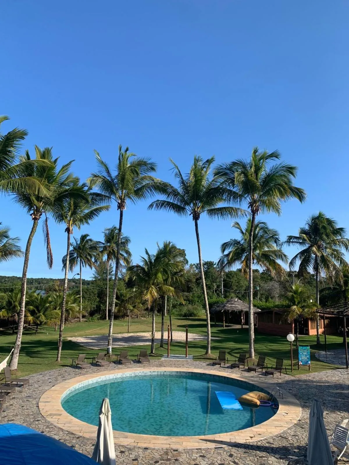 Swimming pool in Coqueiral Praia Hotel