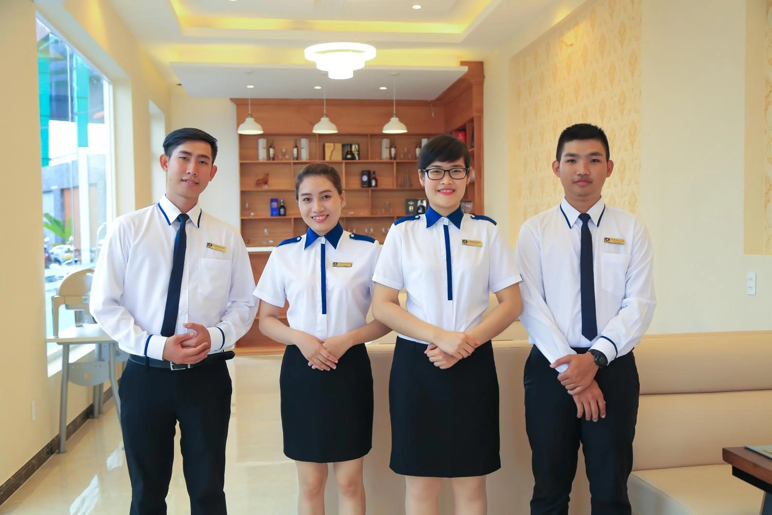 Restaurant/places to eat in Van Kim Long