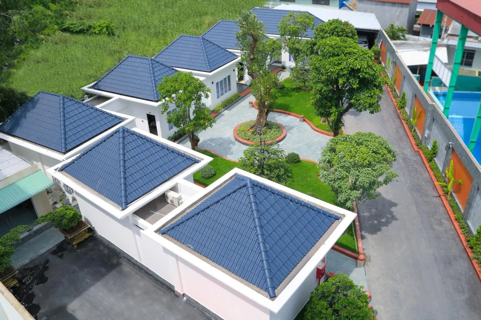 Property building in Van Kim Long