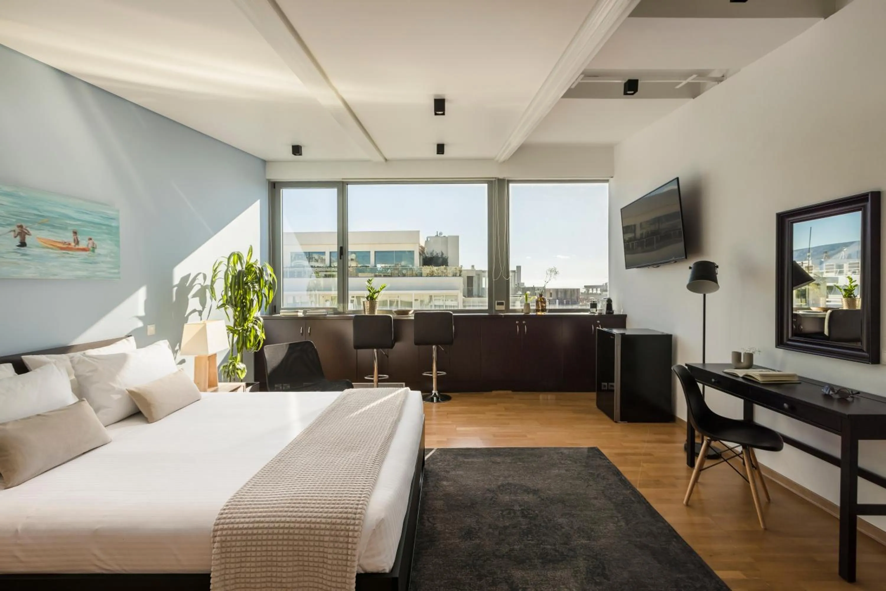 TV and multimedia, Bed in Aria Acropolis Suites, Troulanda