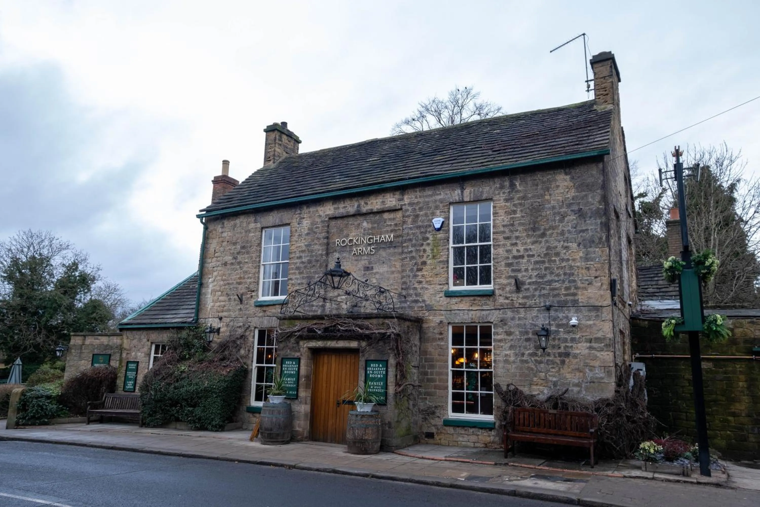 Entertainment in Rockingham Arms By Greene King Inns
