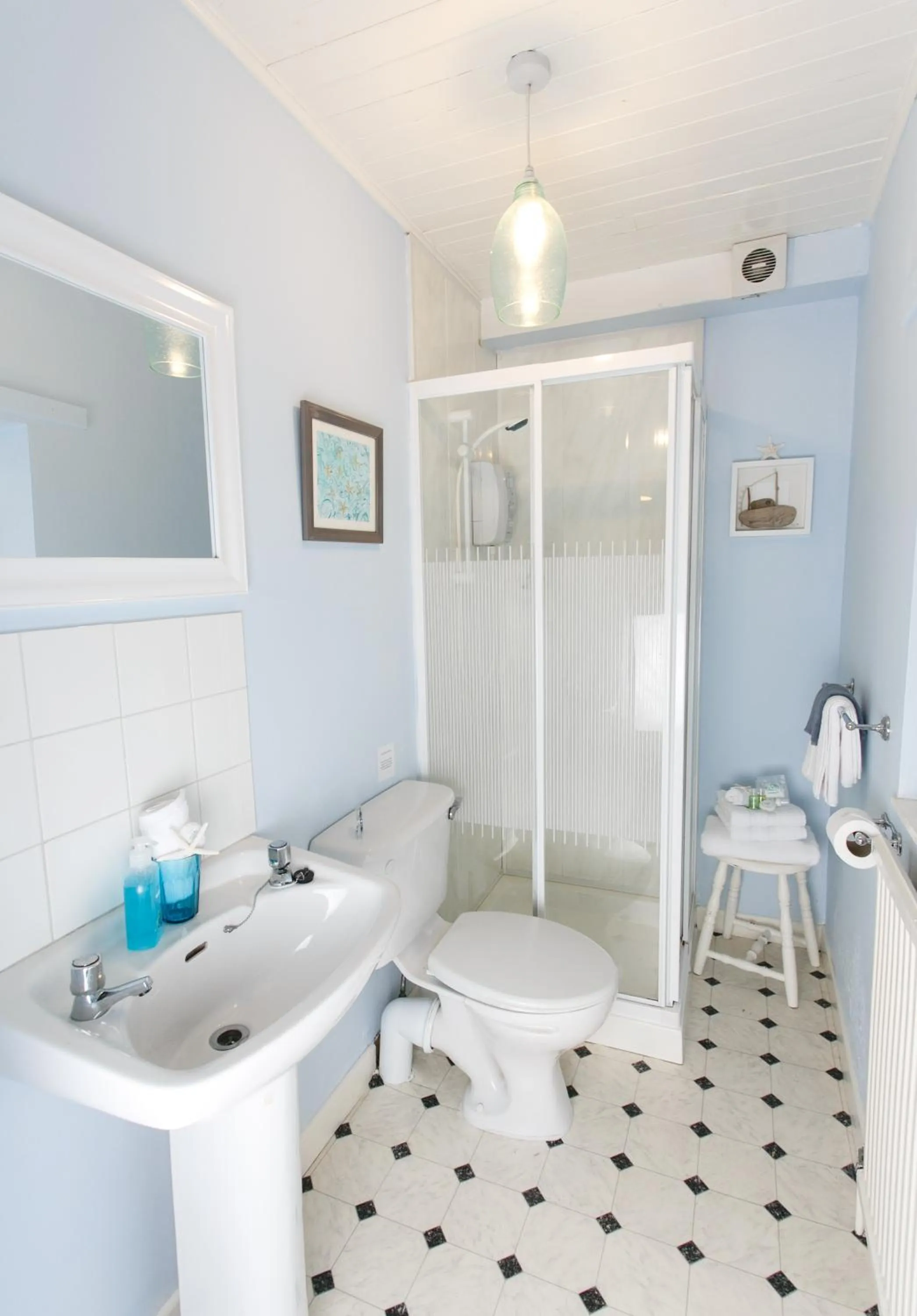 Bathroom in Margaret's Cottage B&B