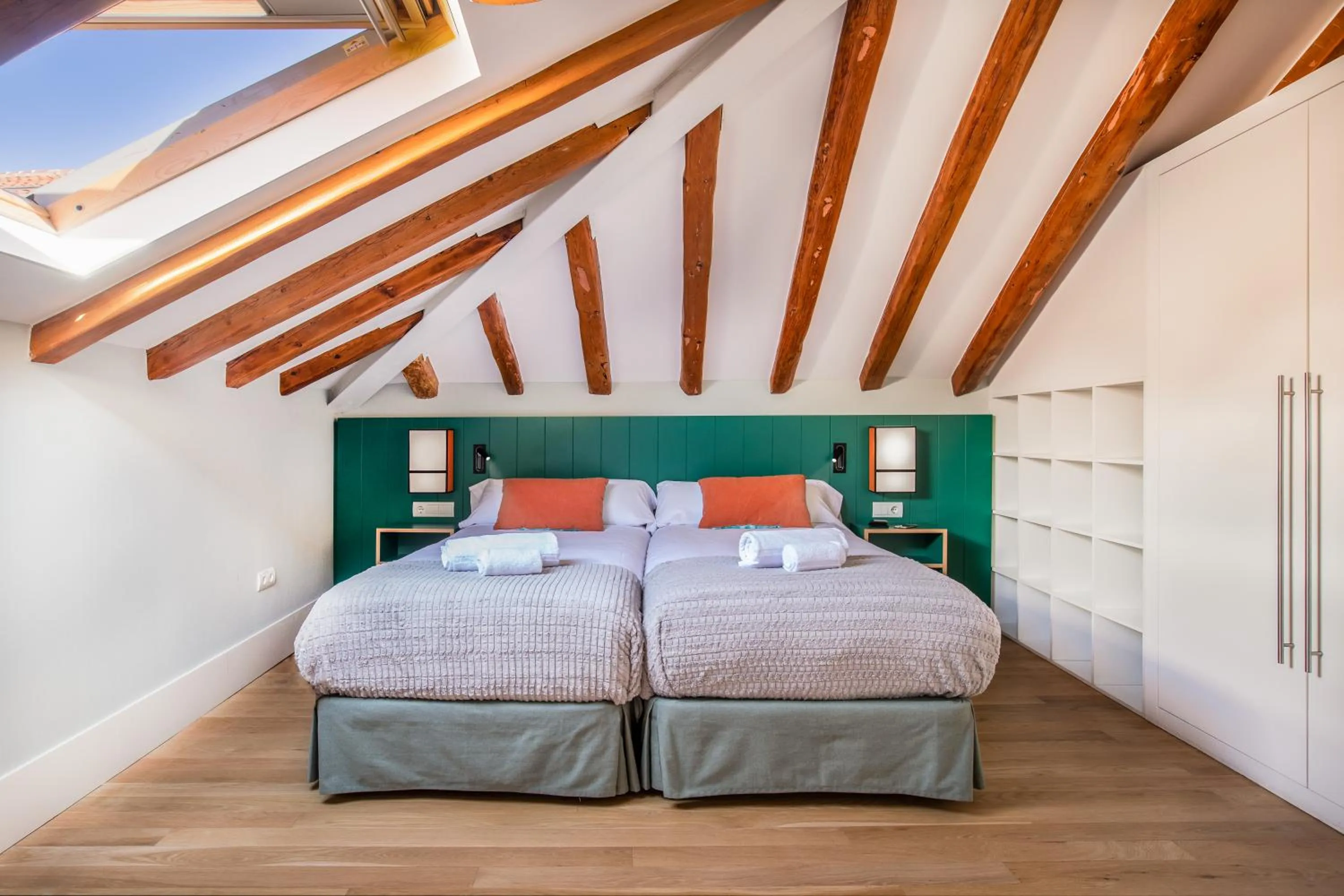 Bedroom, Bed in Slow Suites Chueca