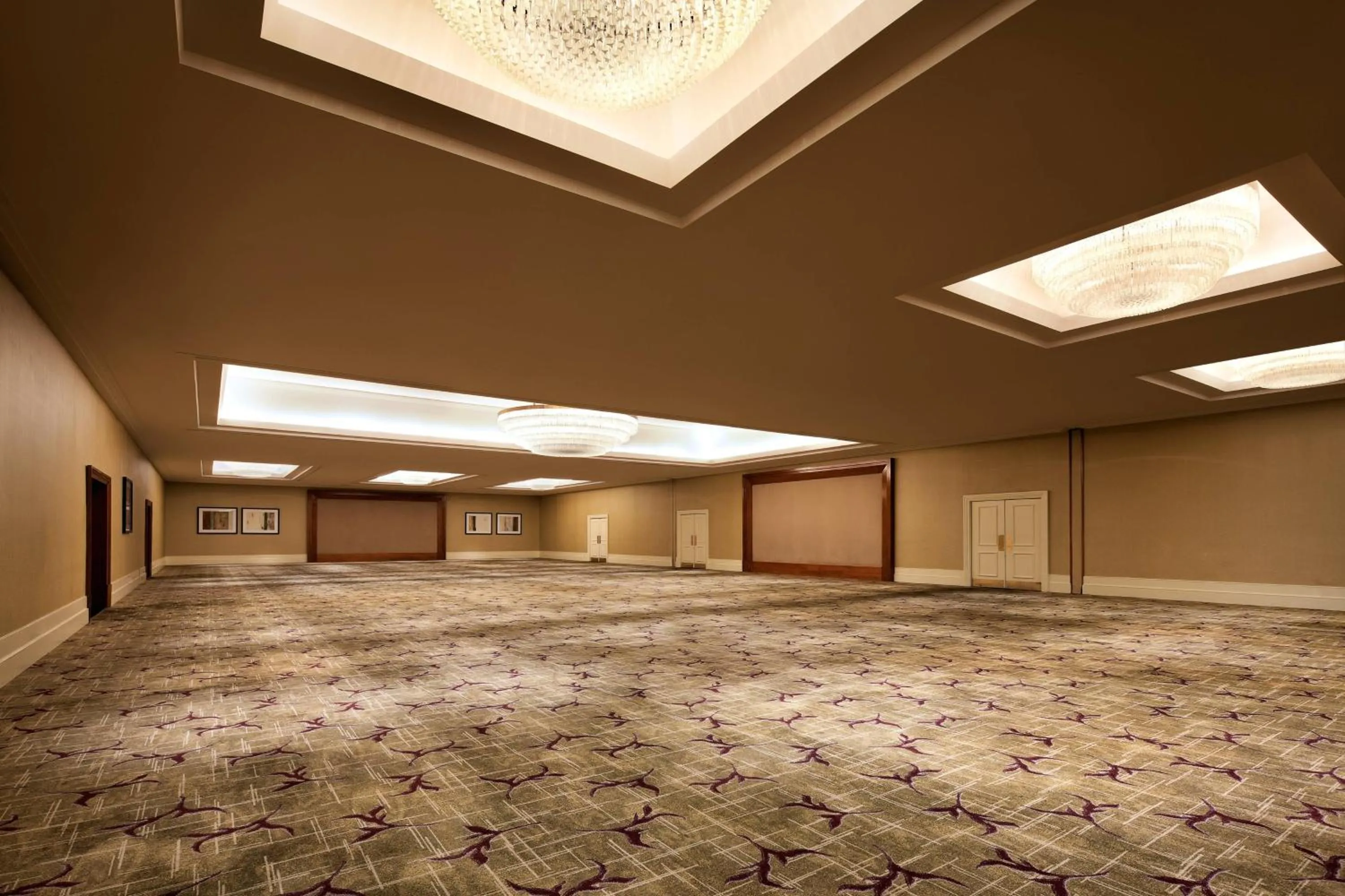 Meeting/conference room in The Westin South Coast Plaza, Costa Mesa