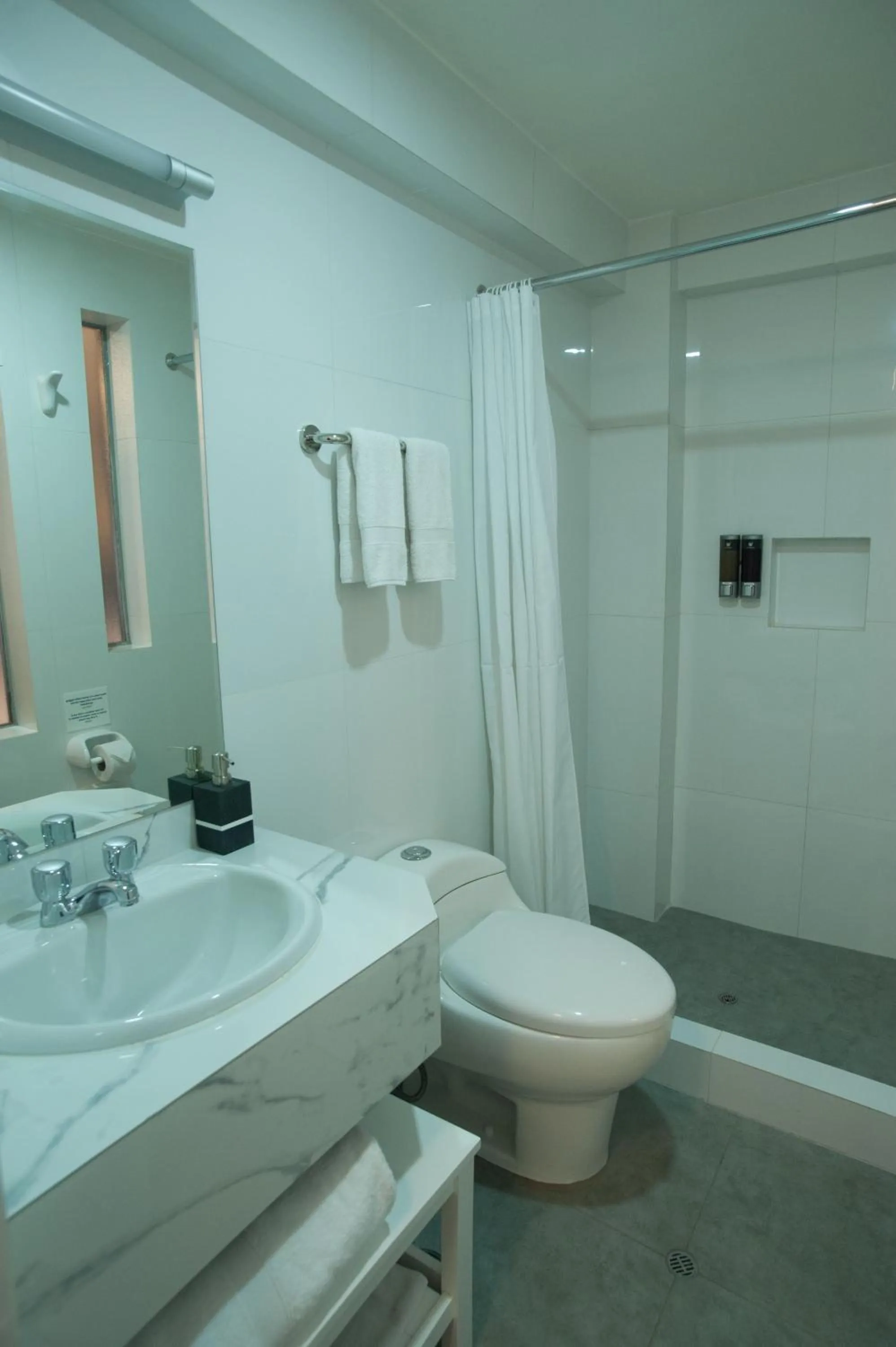 Bathroom in Royal Inn Cusco Hotel