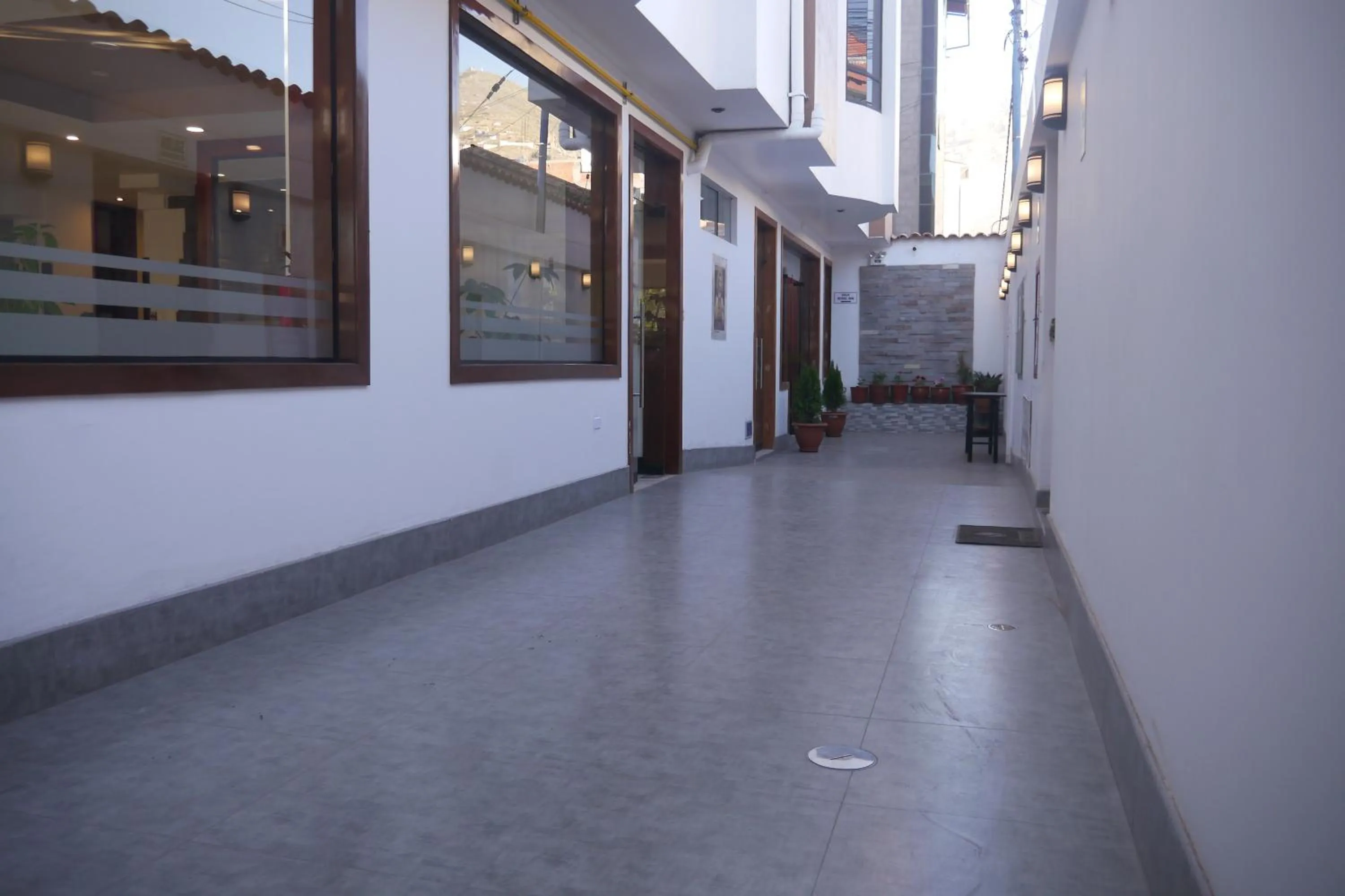 Parking in Royal Inn Cusco Hotel