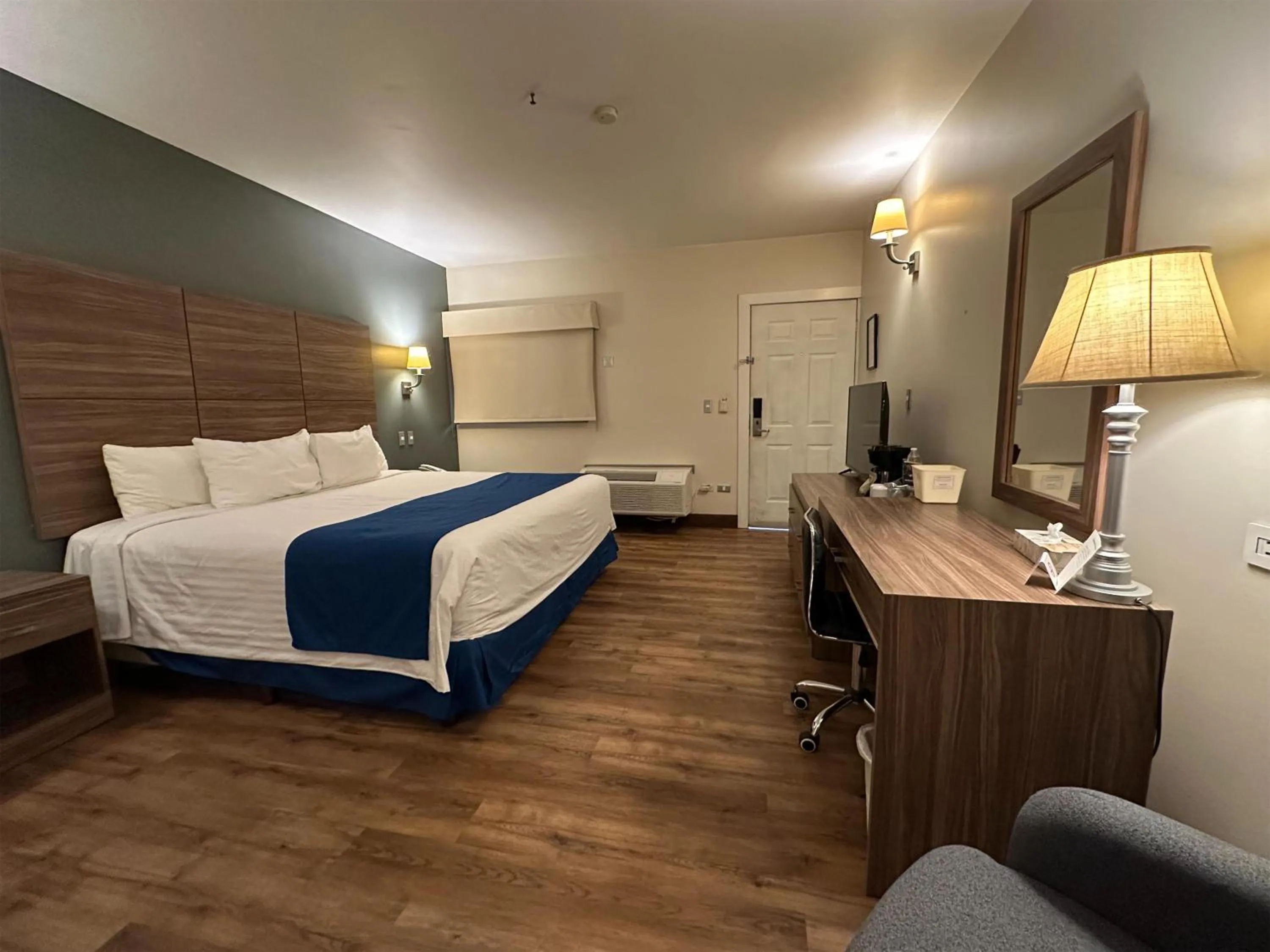 Bedroom, Bed in Best Western Plus Chihuahua Aeropuerto