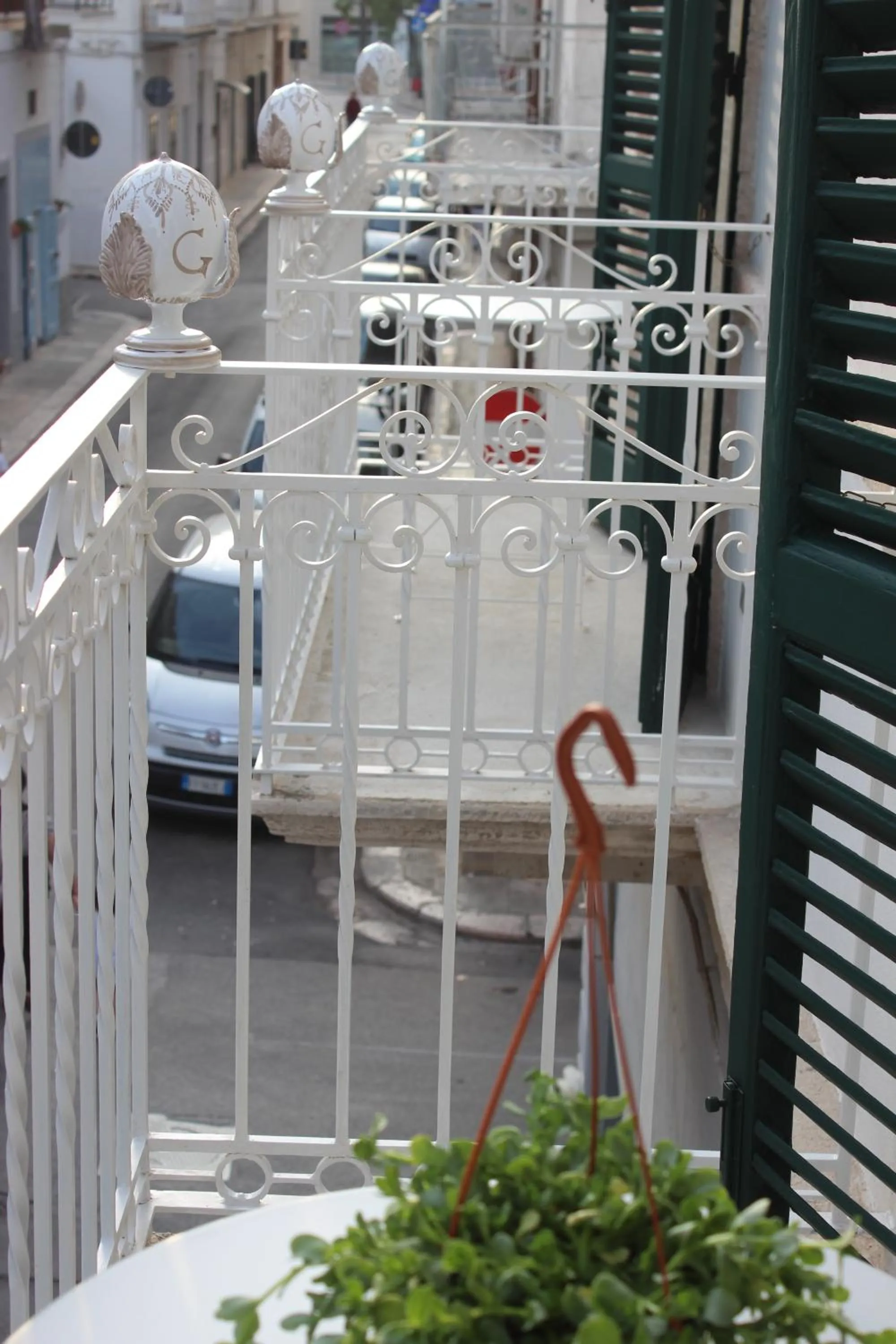 Quiet street view in Dimora Girolamo