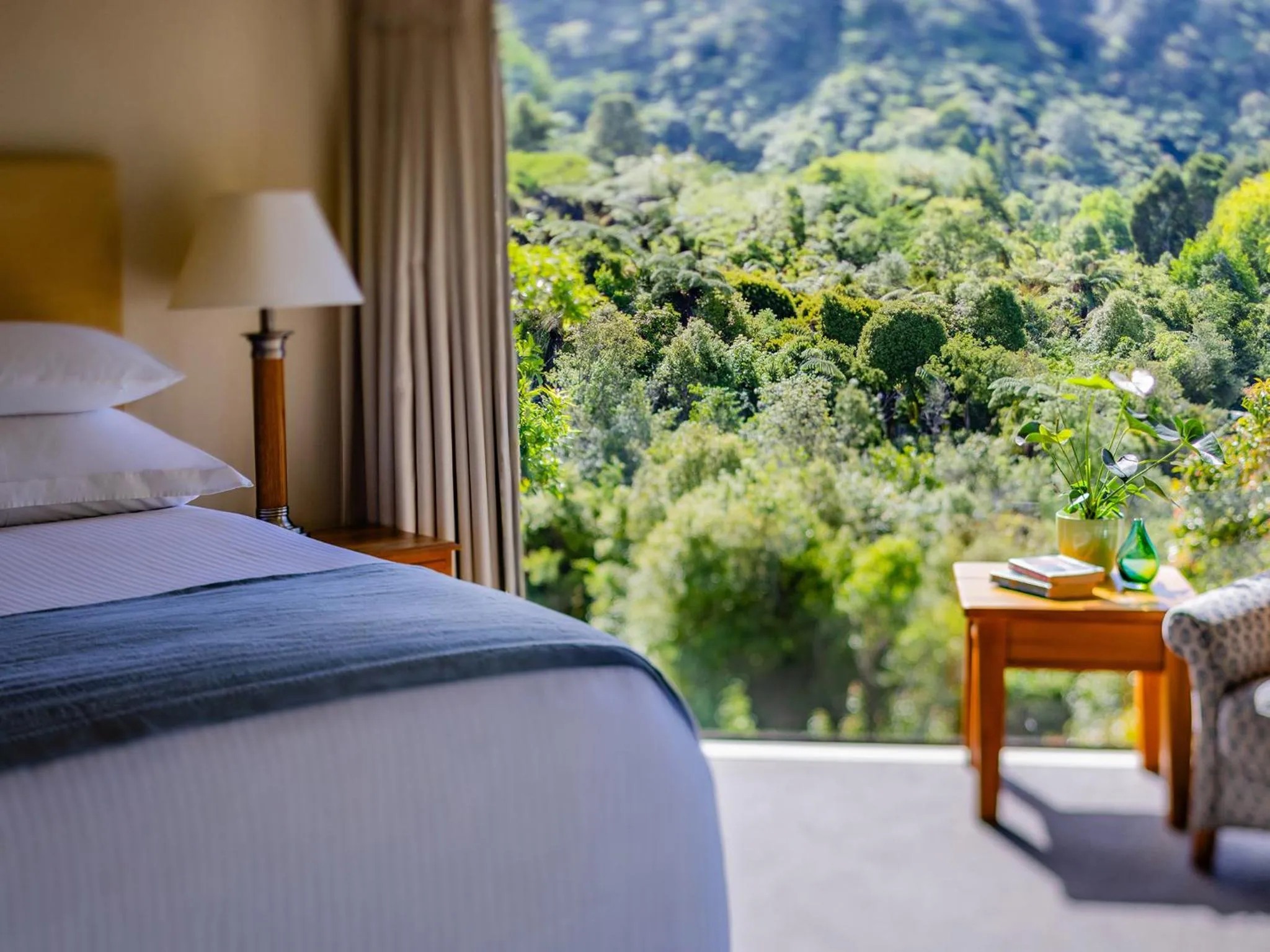 Bed in Solitaire Lodge