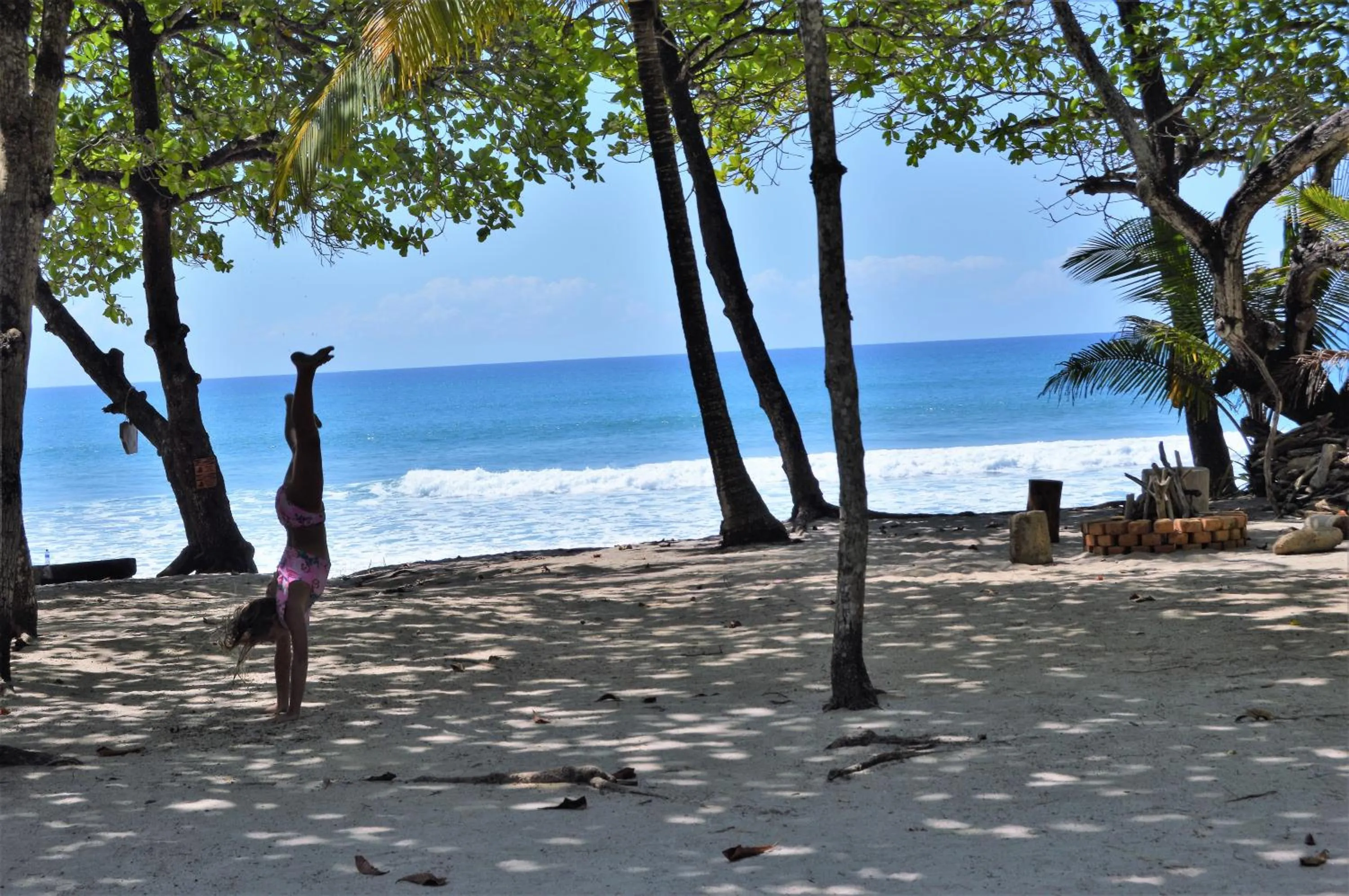 People in Casa Cecilia Beach Front