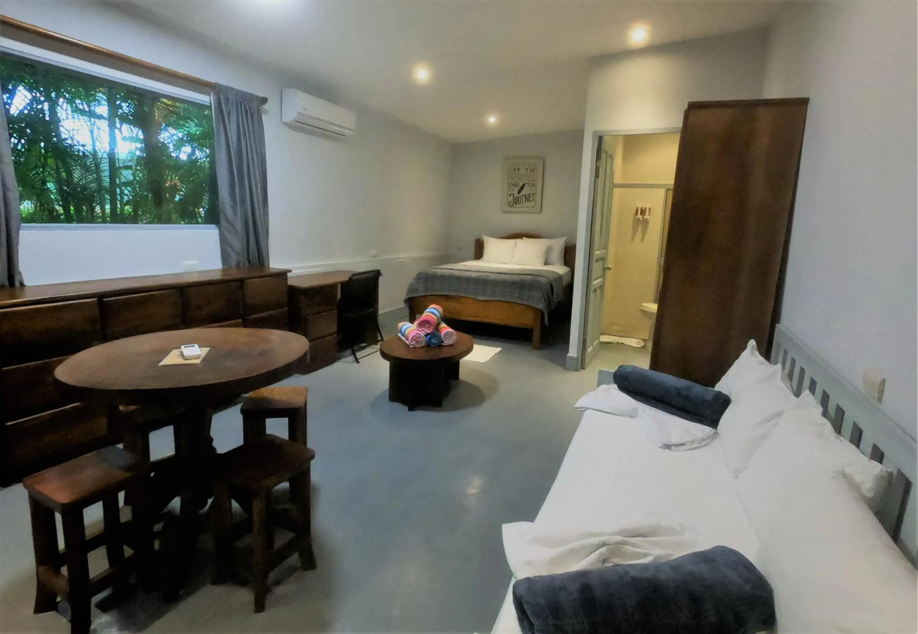 Seating area, Bed in Casa Cecilia Beach Front