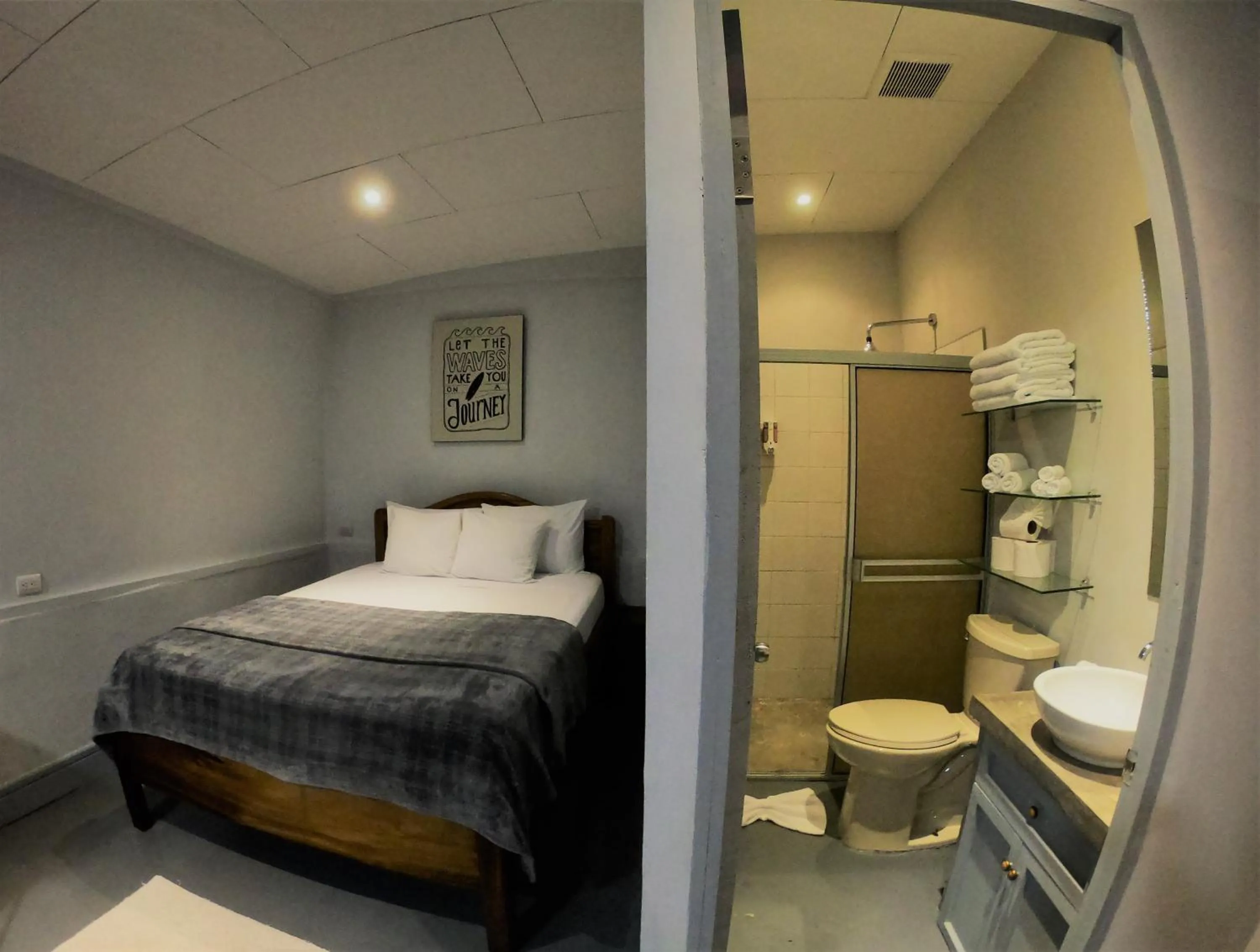 Bed in Casa Cecilia Beach Front