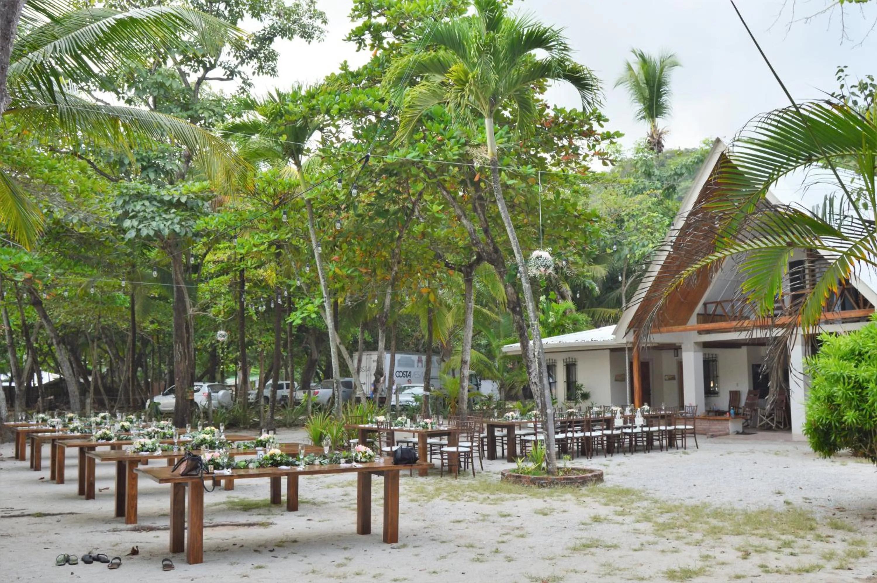 Property building in Casa Cecilia Beach Front