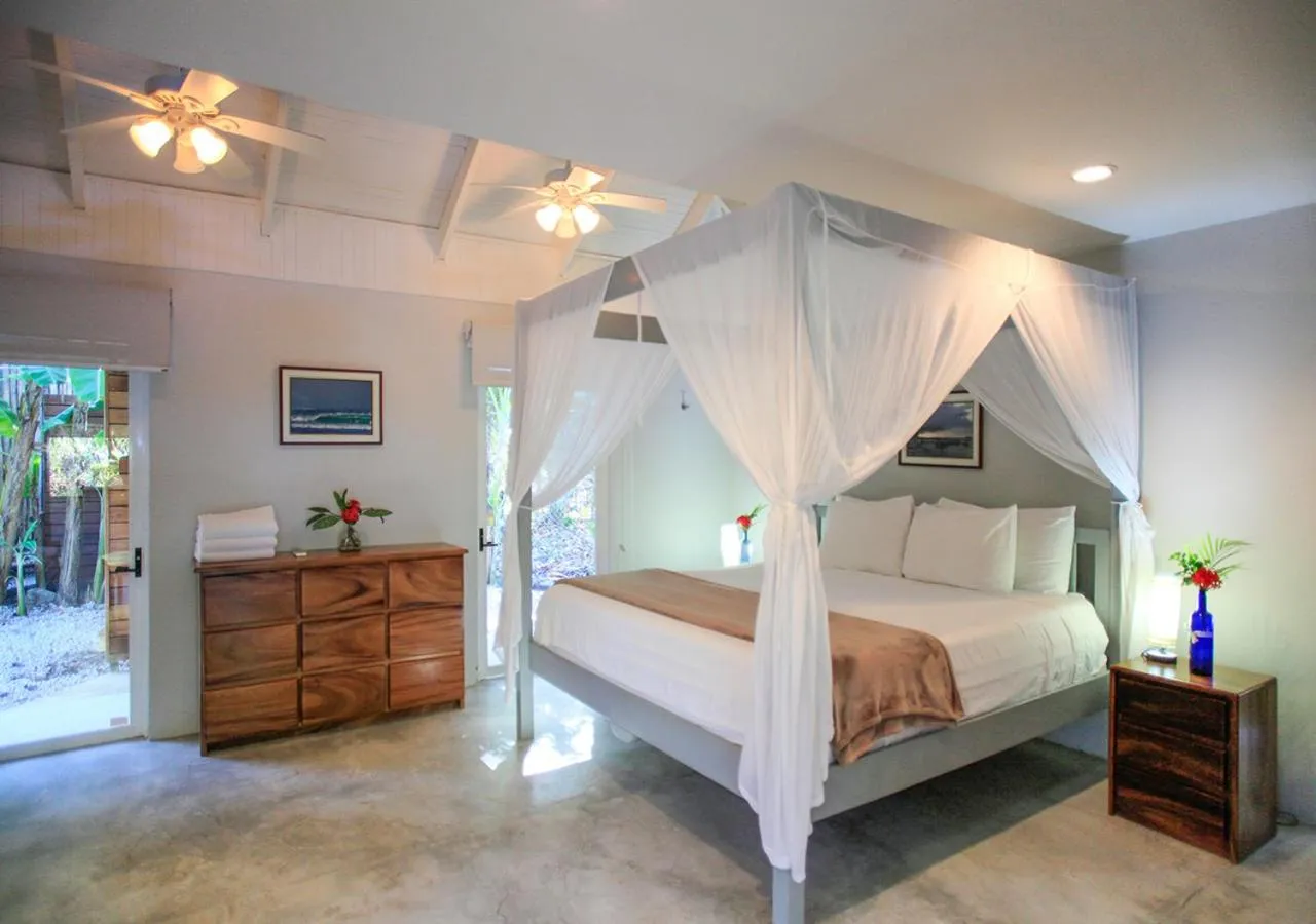 Bedroom, Bed in Casa Cecilia Beach Front