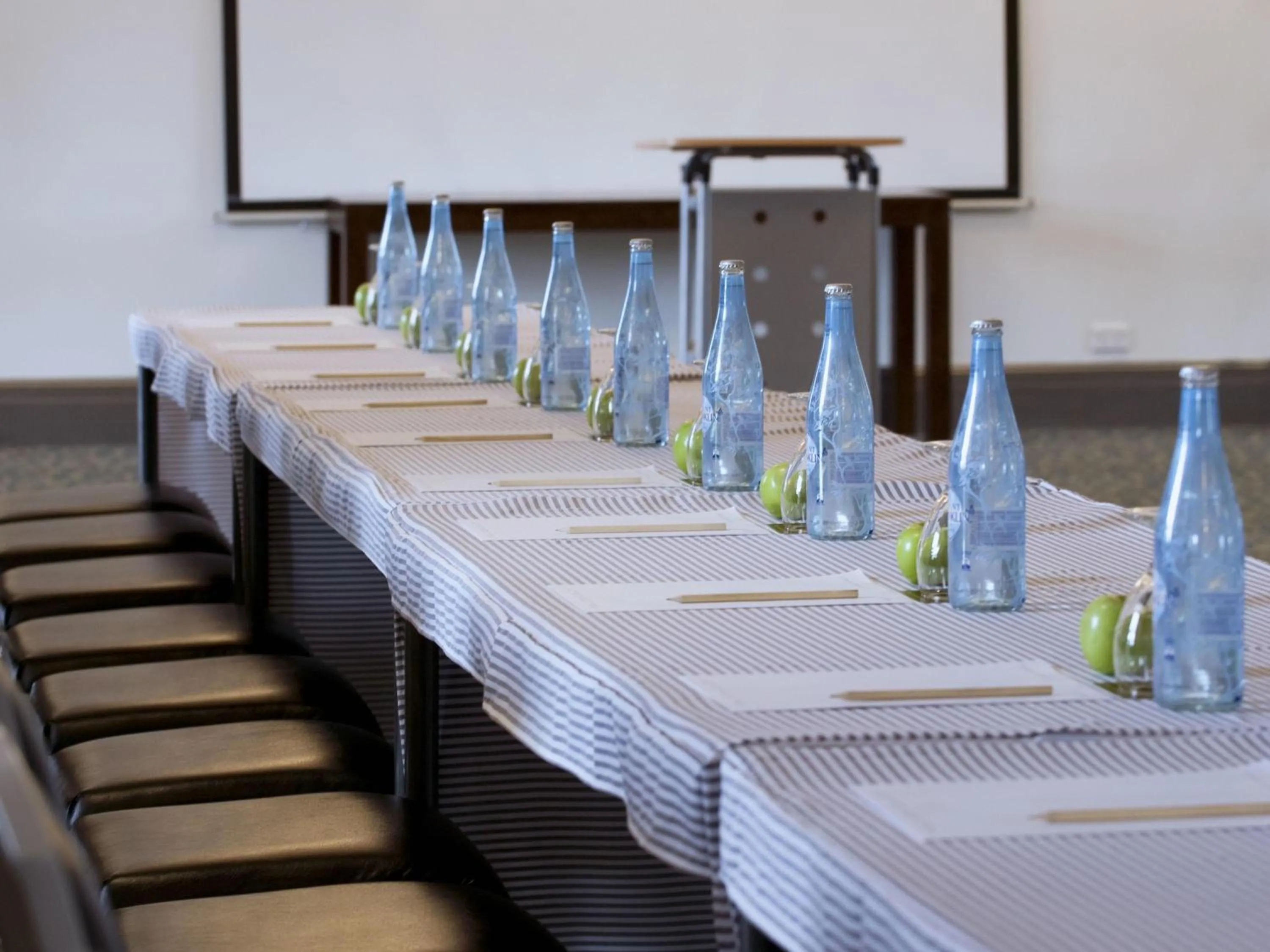 Meeting/conference room in Mercure Gerringong Resort