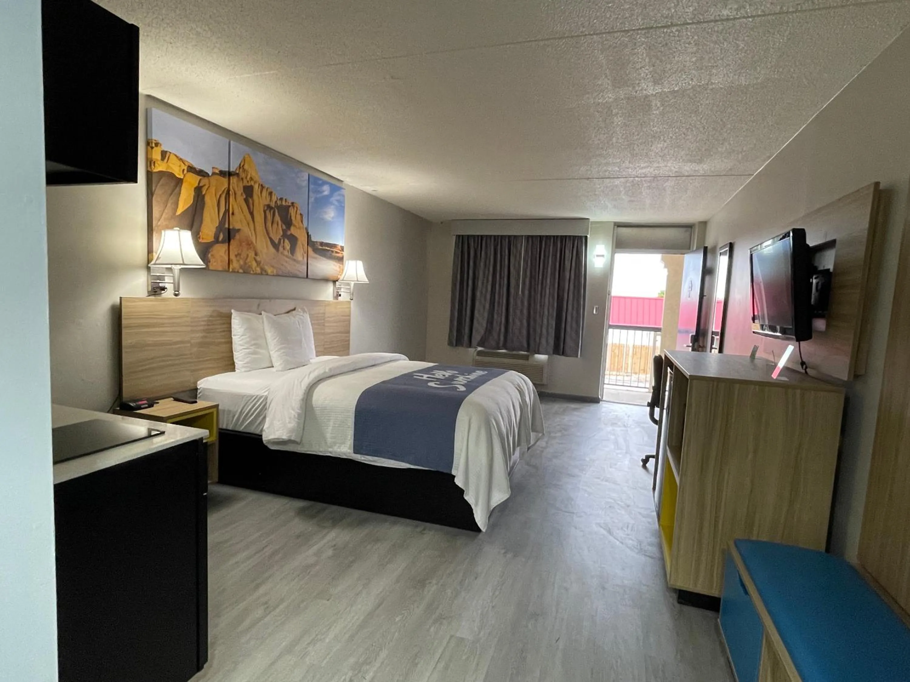 Bed in Days Inn by Wyndham Salina South