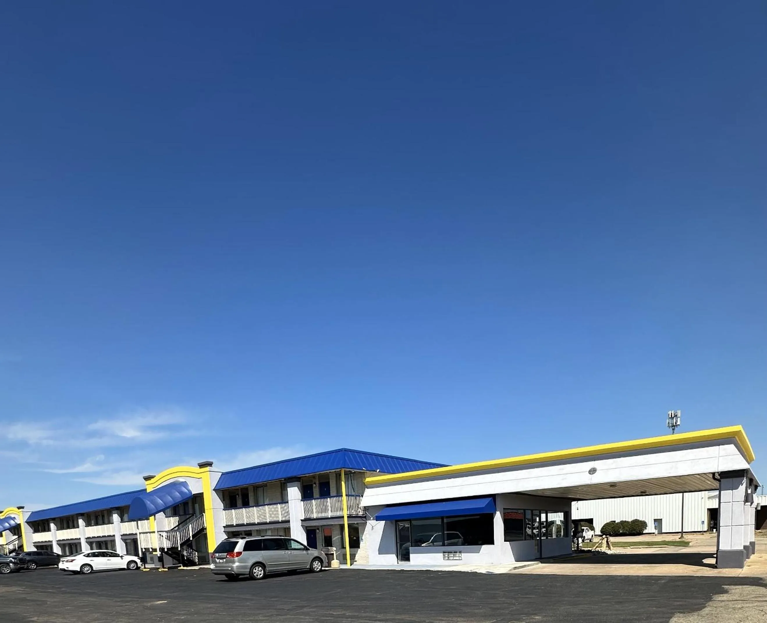 Property building in Days Inn by Wyndham Salina South