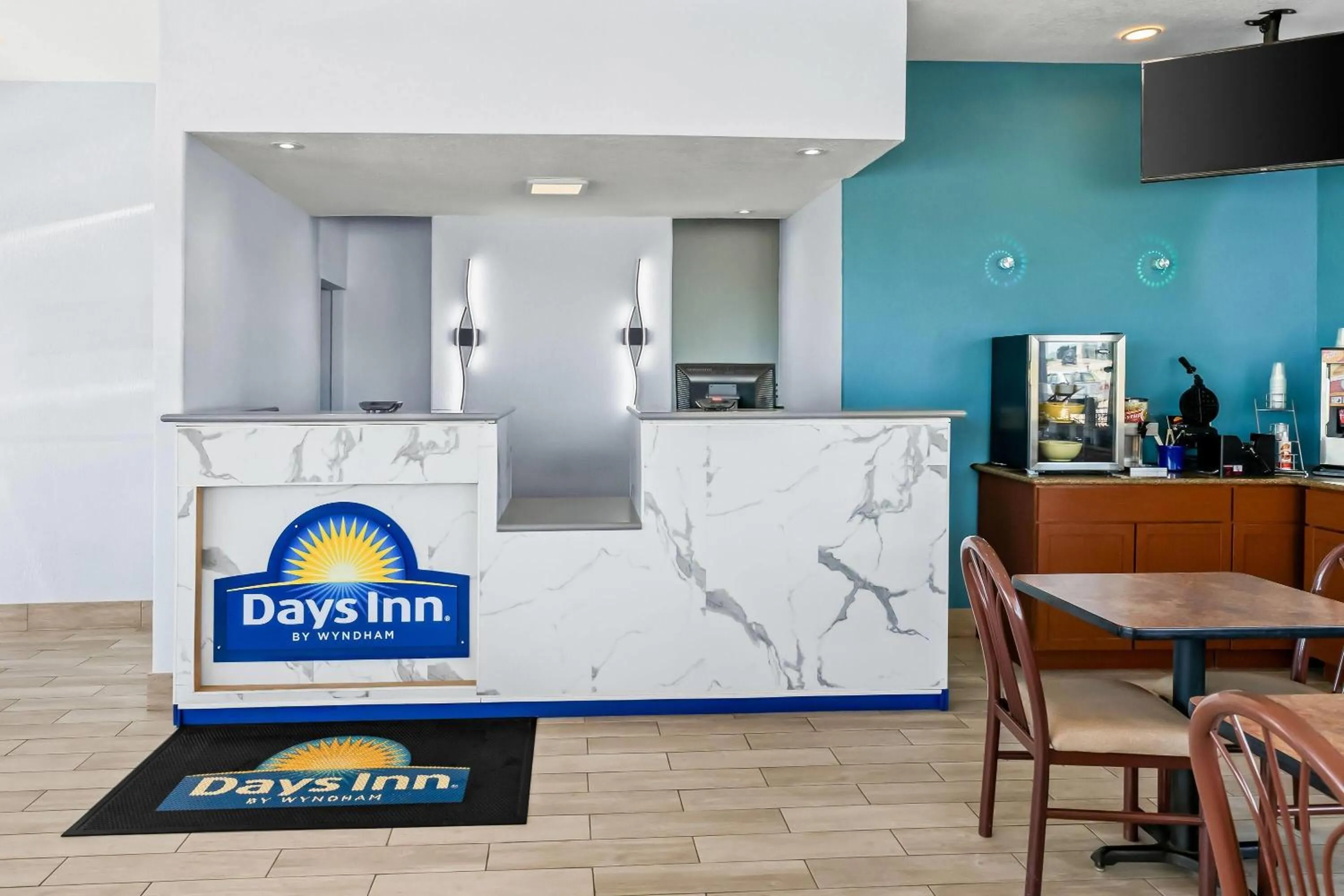 Lobby or reception in Days Inn by Wyndham Salina South