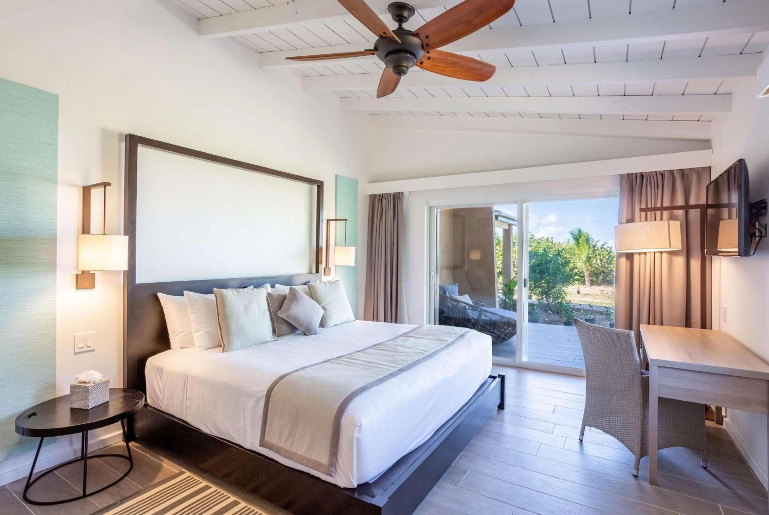 Photo of the whole room, Bed in Wyndham Tortola BVI Lambert Beach Resort