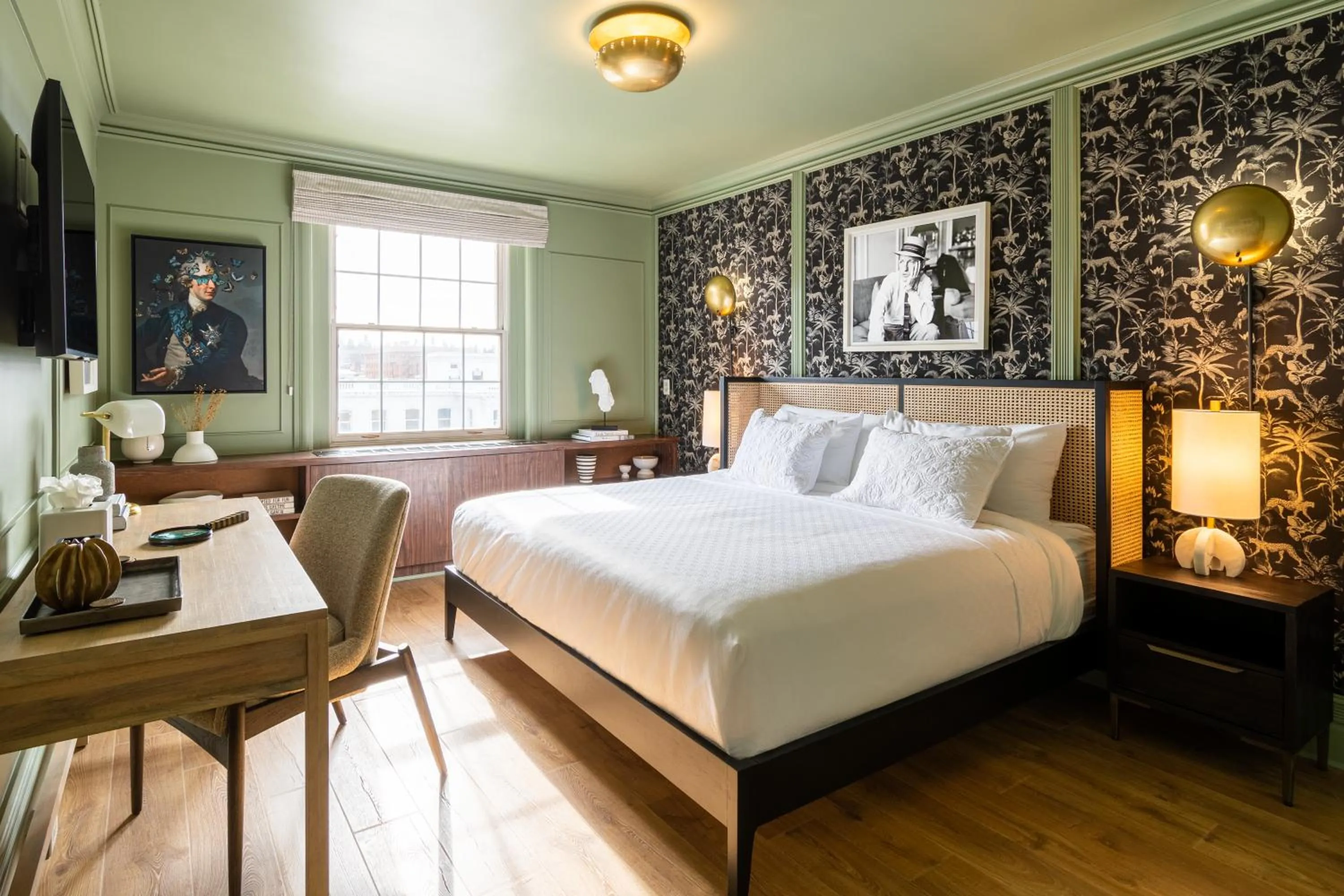 Bed in Spokane Club Hotel