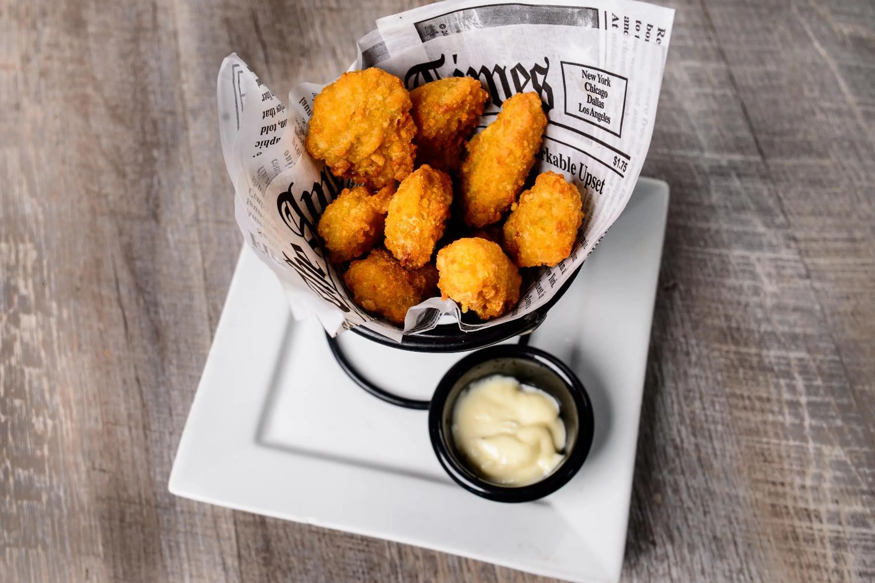 Food and drinks in Marina Hotel at Shelter Bay